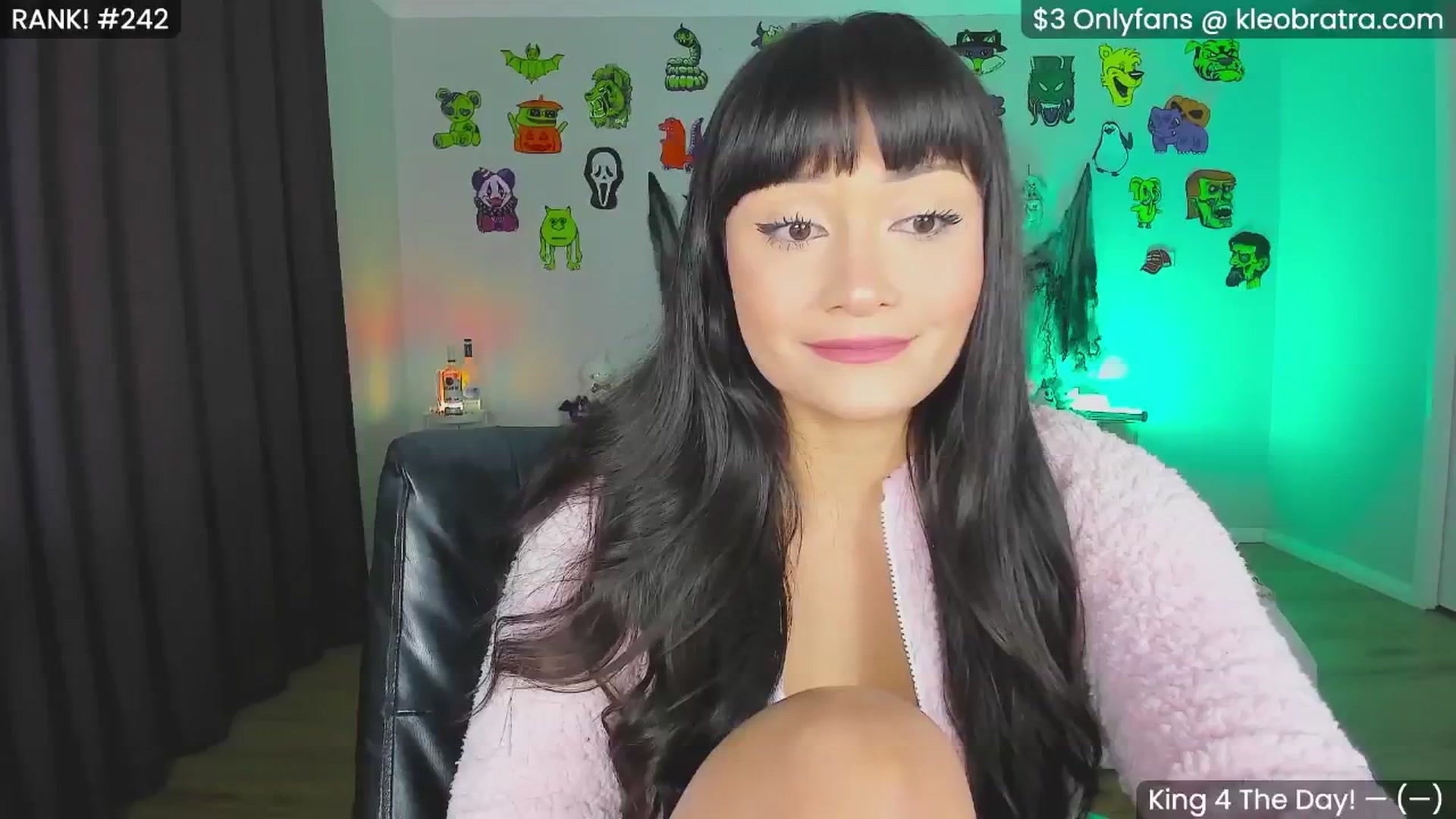 Gallery image thumbnail from KleoBratra's myfreecams stream on, 10/13/2024, 12:28 image 2 of 20