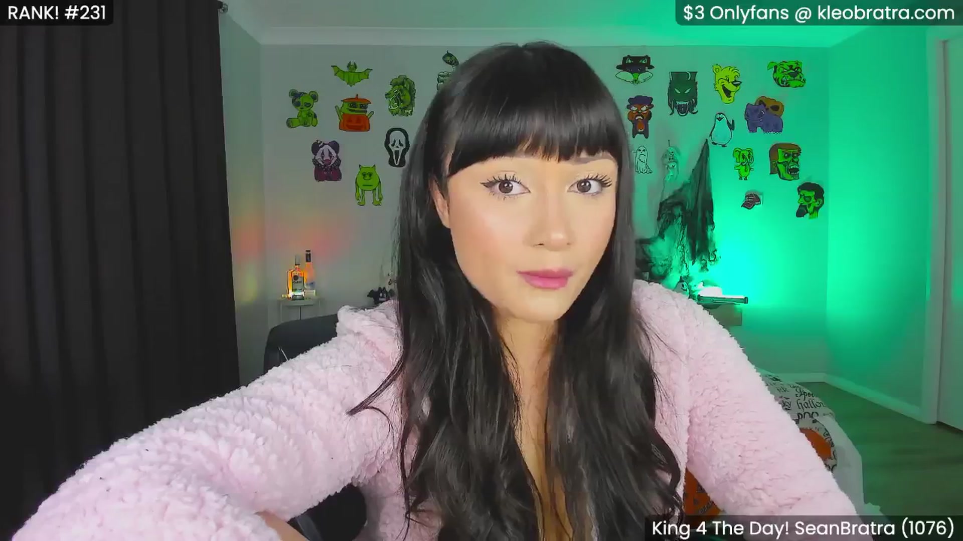 Gallery image thumbnail from KleoBratra's myfreecams stream on, 10/13/2024, 12:28 image 12 of 20