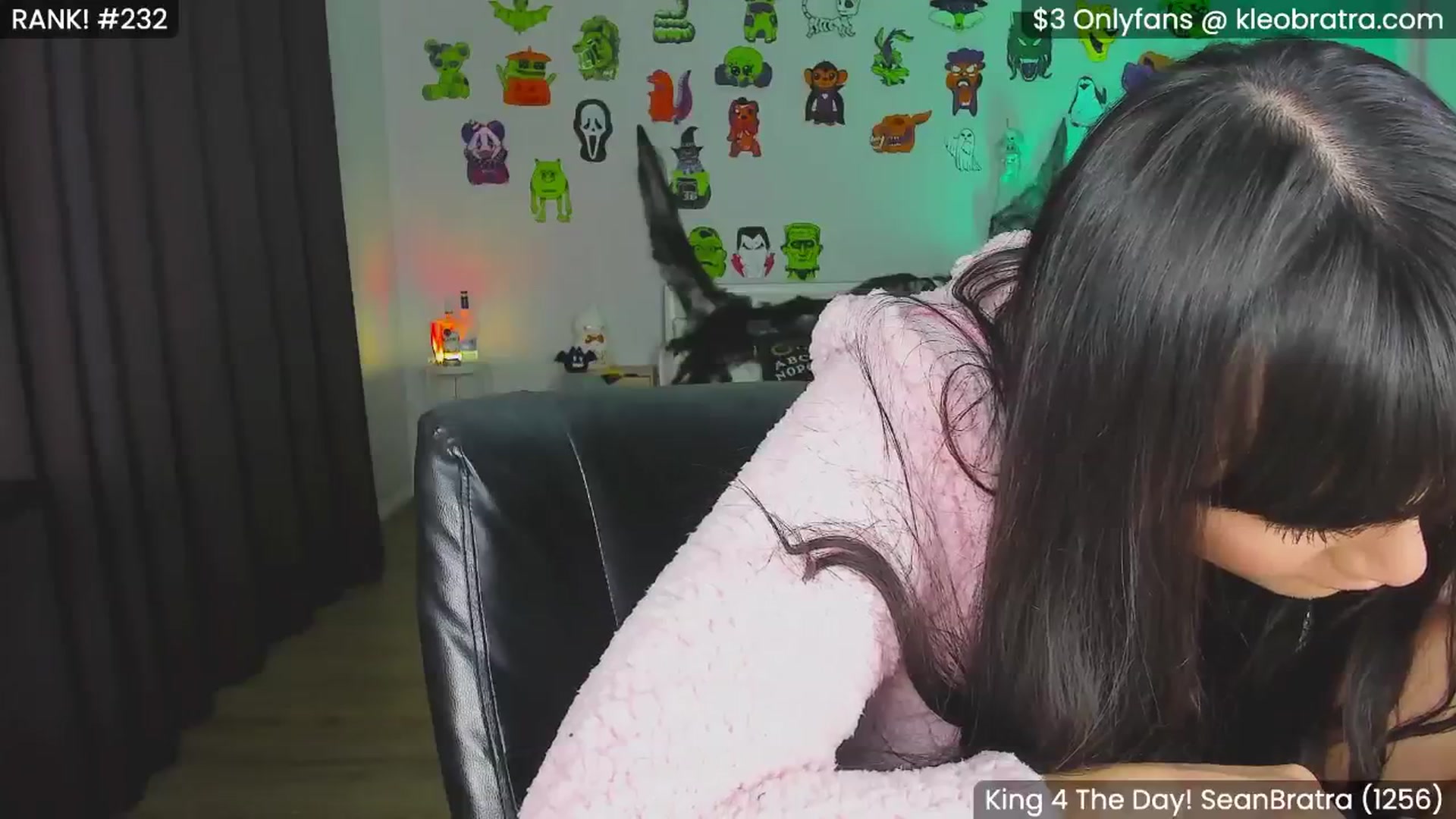 Gallery image thumbnail from KleoBratra's myfreecams stream on, 10/13/2024, 12:28 image 16 of 20