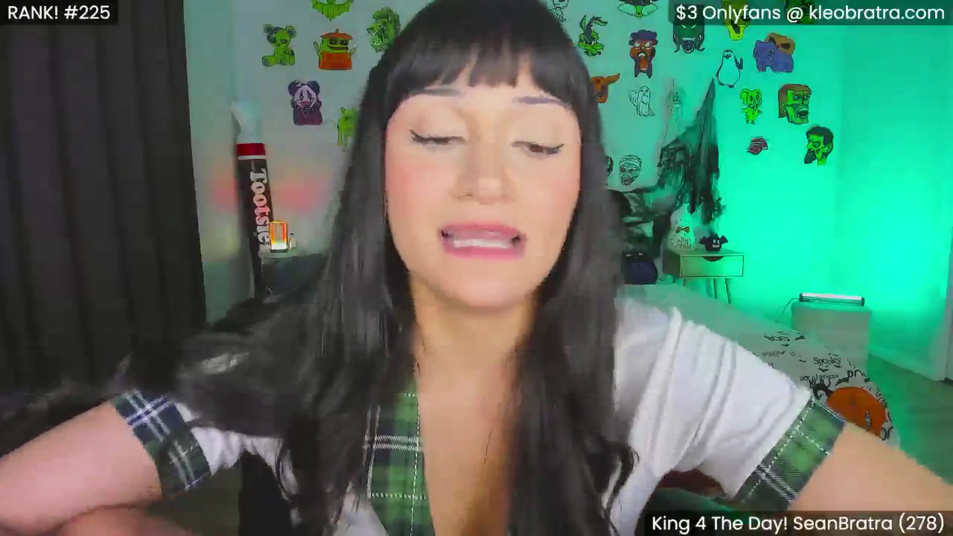 Gallery image thumbnail from KleoBratra's myfreecams stream on, 10/14/2024, 15:08 image 15 of 20