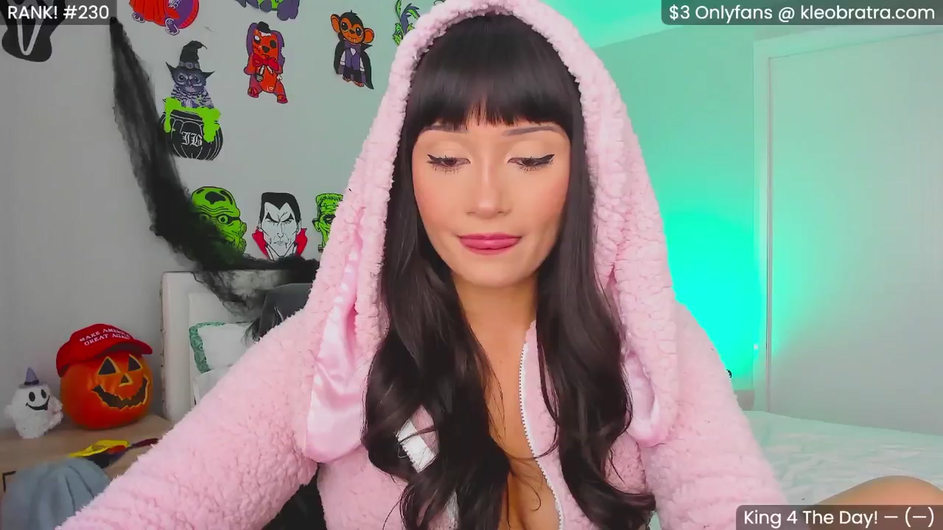 Gallery image thumbnail from KleoBratra's myfreecams stream on, 10/15/2024, 01:08 image 2 of 20