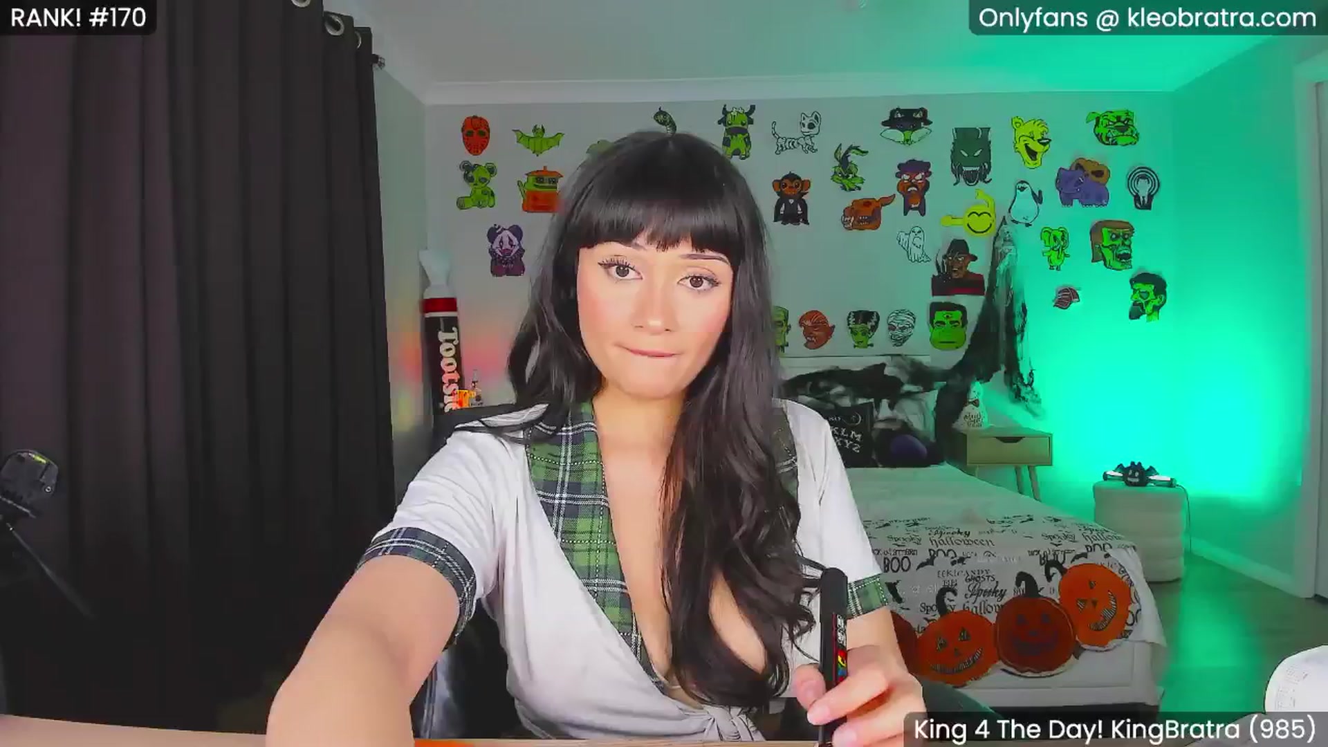 Gallery image thumbnail from KleoBratra's myfreecams stream on, 10/19/2024, 07:59 image 8 of 20
