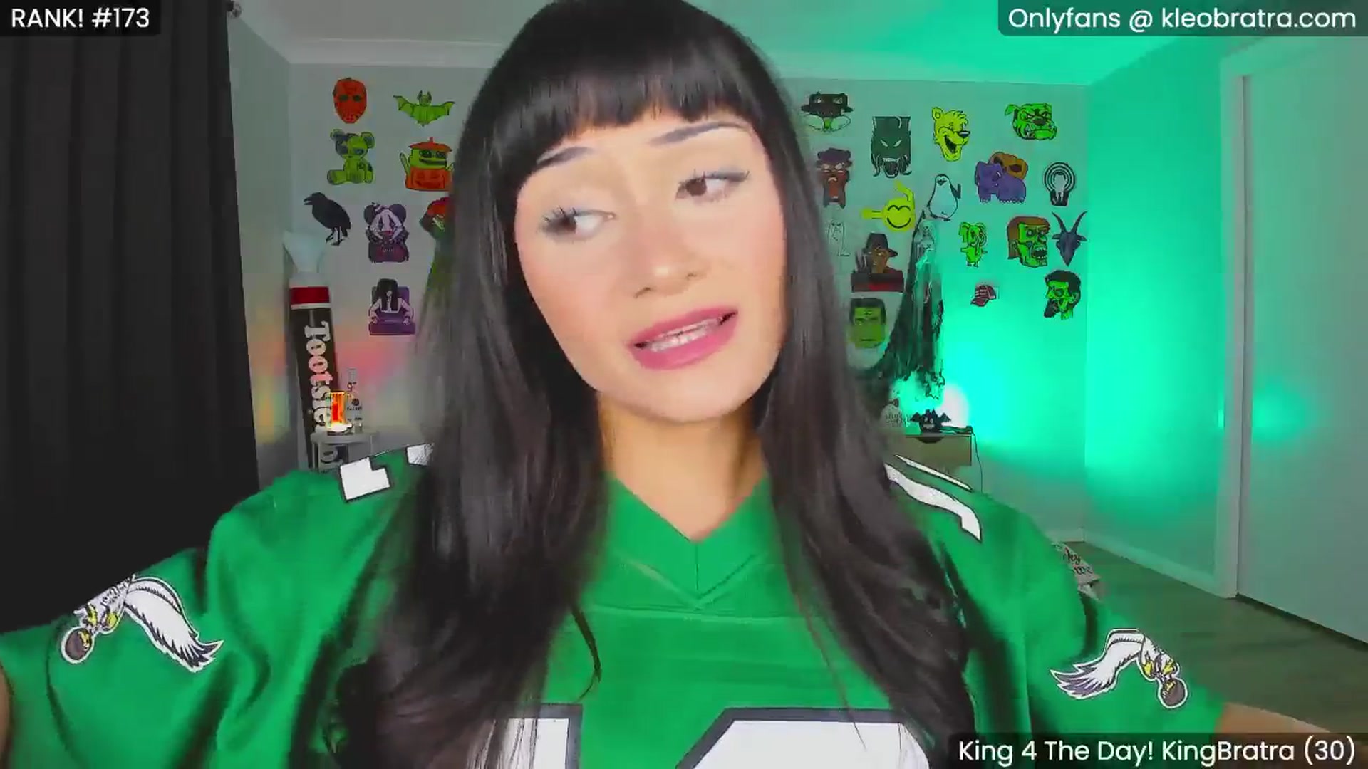 Gallery image thumbnail from KleoBratra's myfreecams stream on, 10/21/2024, 03:36 image 4 of 20