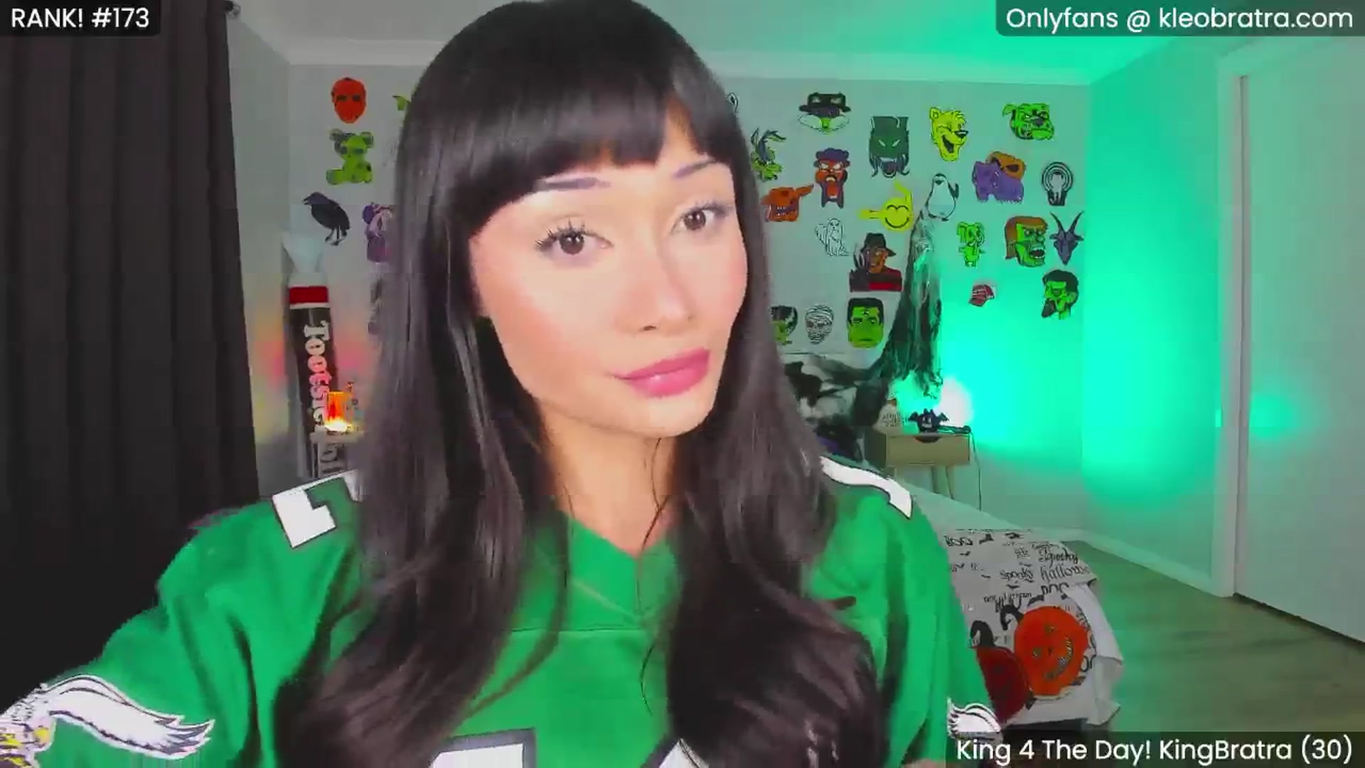 Gallery image thumbnail from KleoBratra's myfreecams stream on, 10/21/2024, 03:36 image 3 of 20