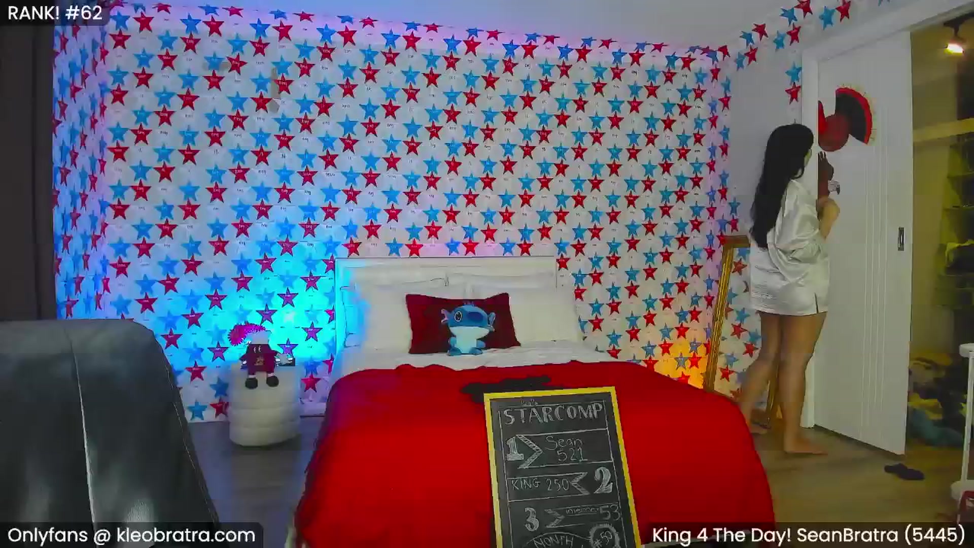 Gallery image thumbnail from KleoBratra's myfreecams stream on, 11/15/2024, 07:06 image 6 of 20