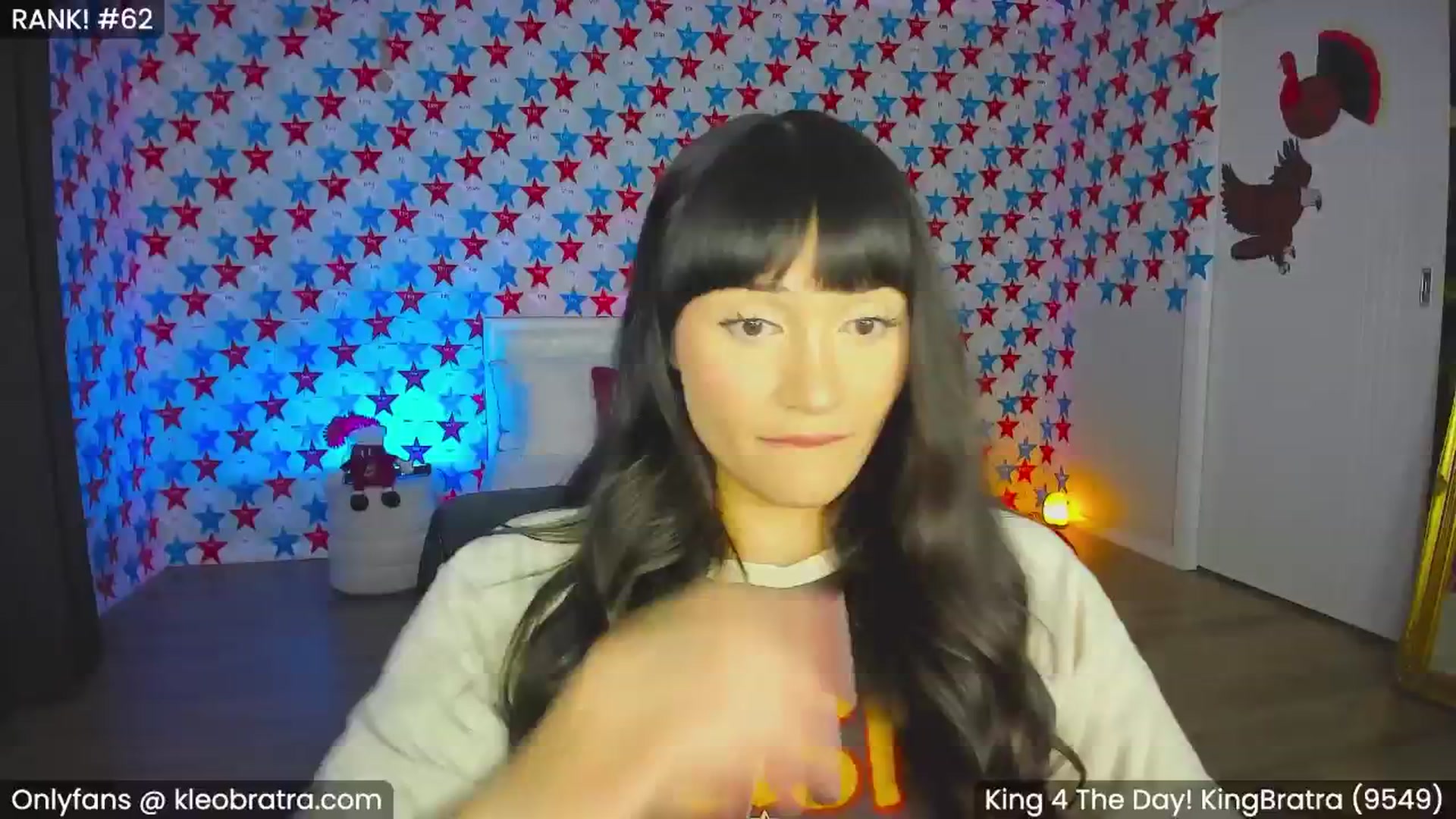 Gallery image thumbnail from KleoBratra's myfreecams stream on, 11/17/2024, 09:06 image 8 of 20