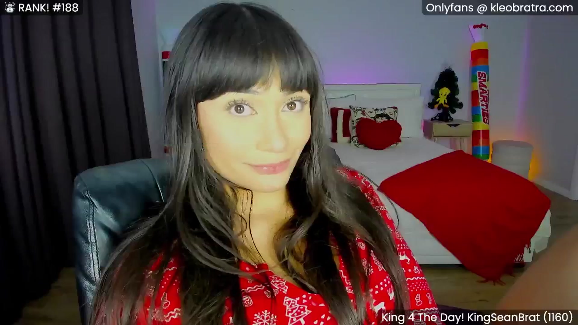 Gallery image thumbnail from KleoBratra's myfreecams stream on, 12/01/2024, 15:30 image 18 of 20