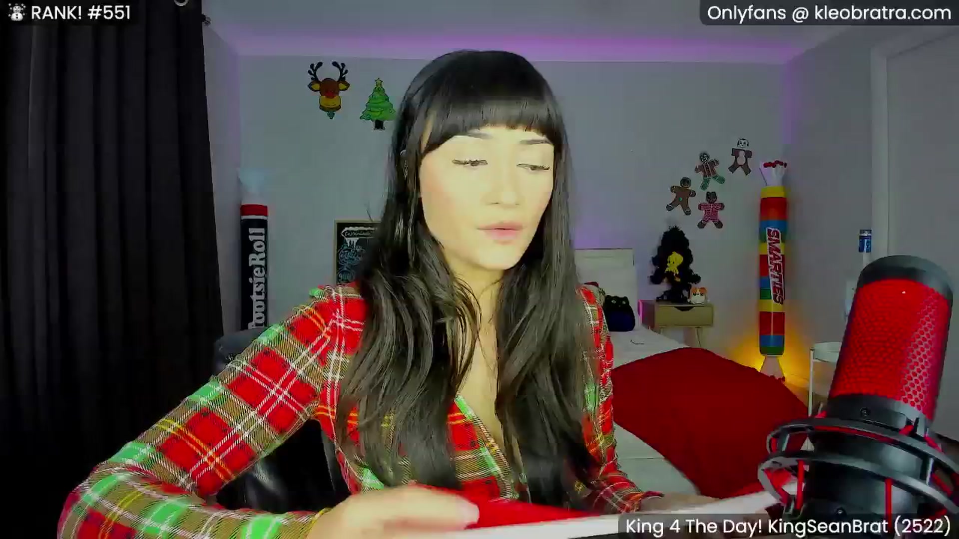 Gallery image thumbnail from KleoBratra's myfreecams stream on, 12/03/2024, 06:18 image 5 of 20