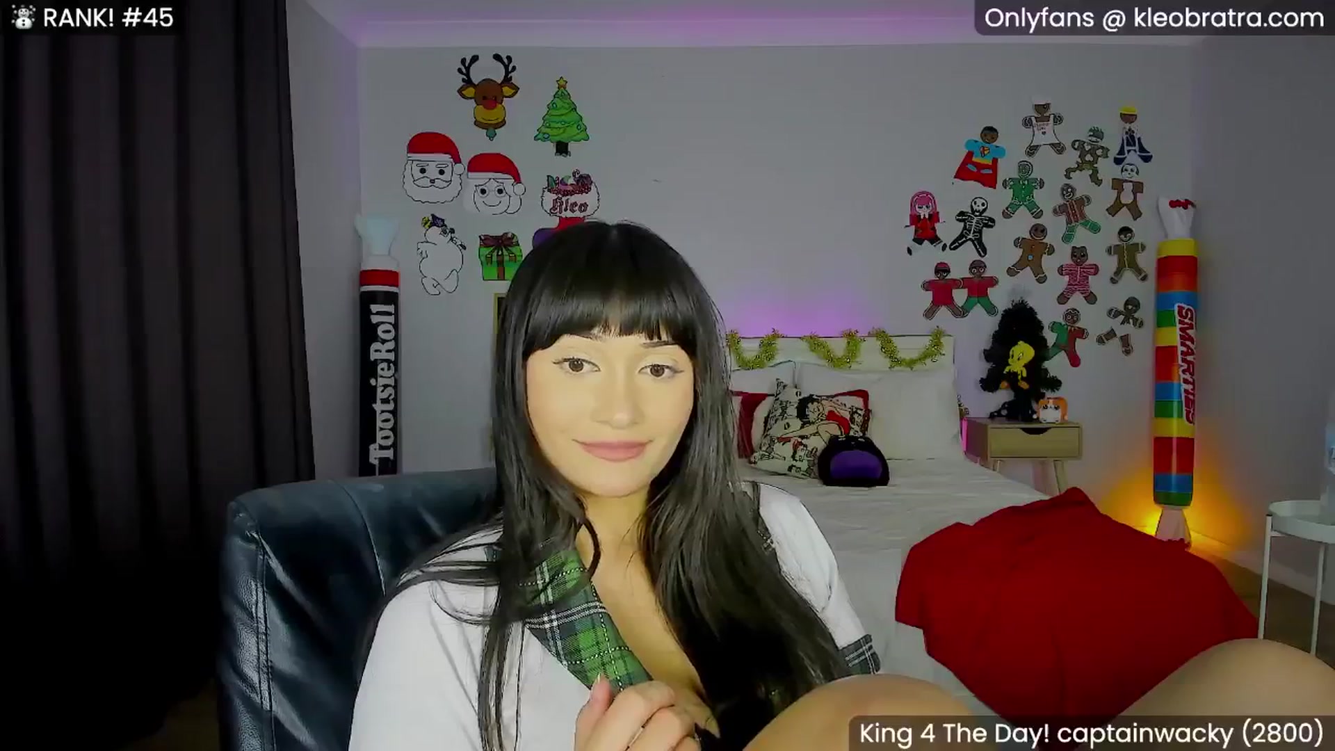 Gallery image thumbnail from KleoBratra's myfreecams stream on, 12/05/2024, 15:15 image 15 of 20