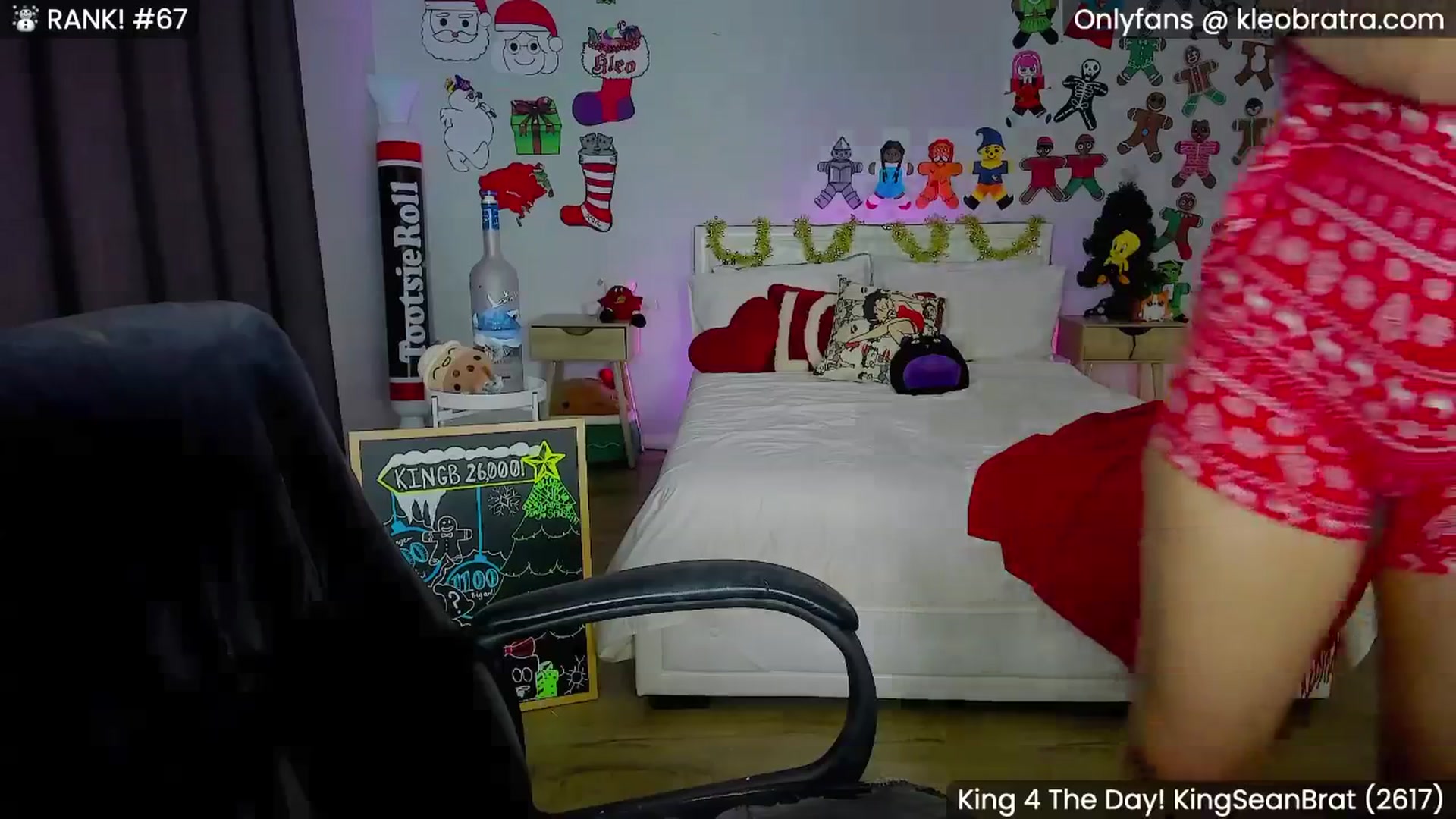Gallery image thumbnail from KleoBratra's myfreecams stream on, 12/07/2024, 16:40 image 18 of 20