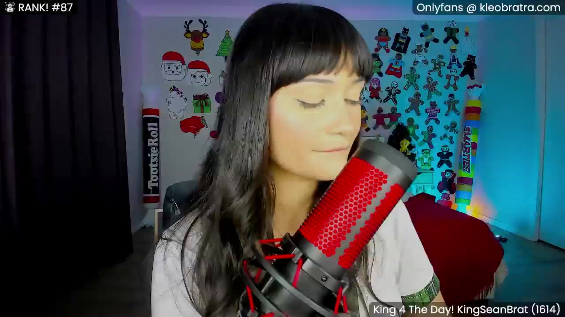Gallery image thumbnail from KleoBratra's myfreecams stream on, 12/10/2024, 09:39 image 12 of 20