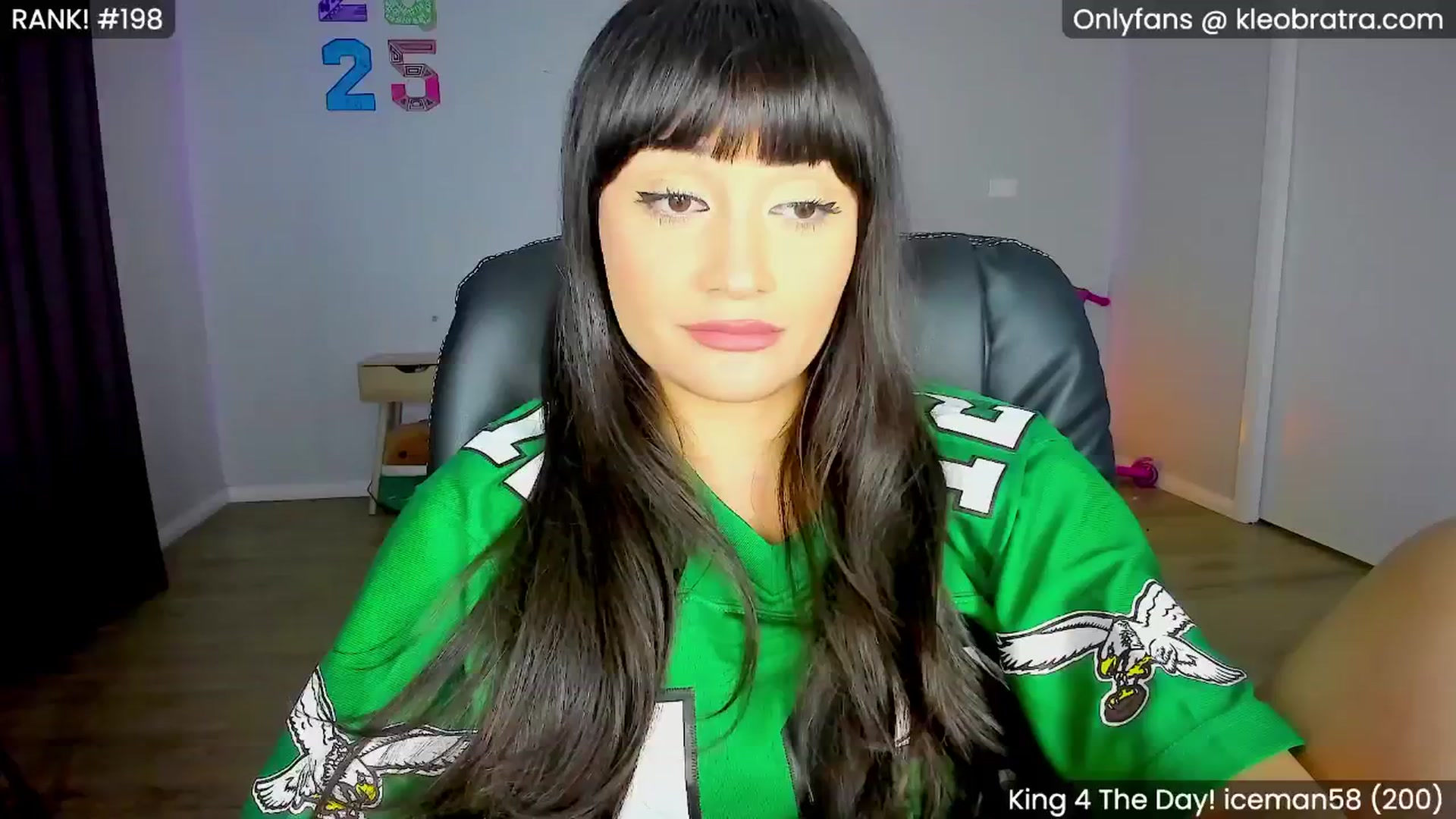 Gallery image thumbnail from KleoBratra's myfreecams stream on, 01/11/2025, 08:13 image 10 of 20