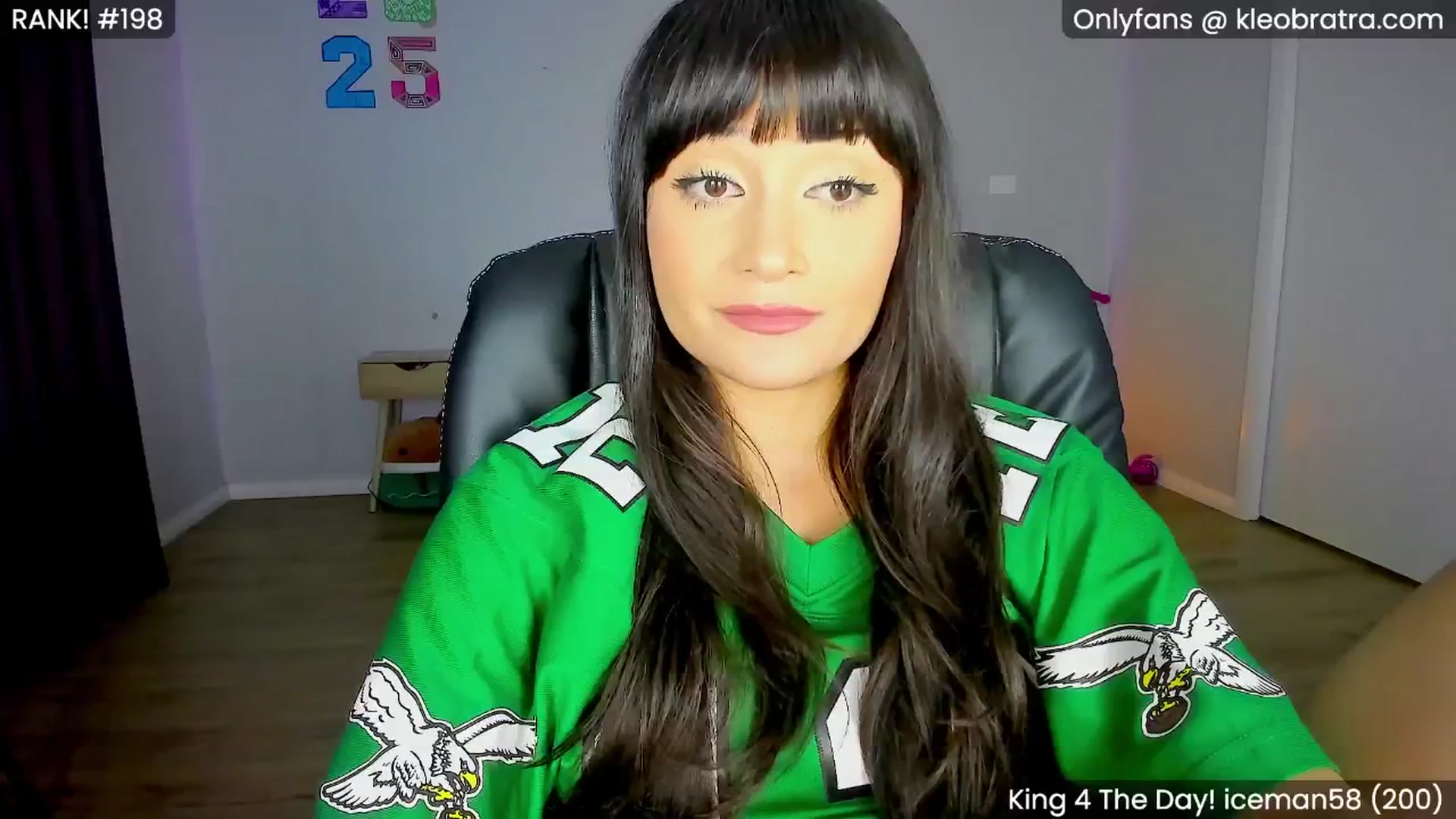 Gallery image thumbnail from KleoBratra's myfreecams stream on, 01/11/2025, 08:13 image 8 of 20