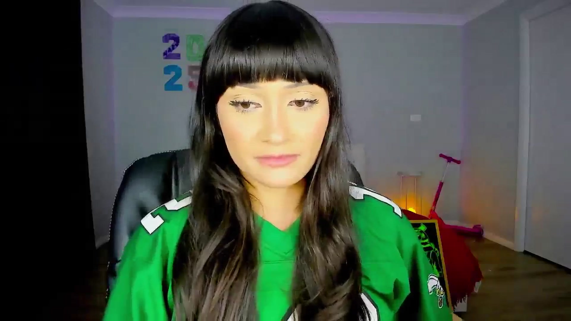 Gallery image thumbnail from KleoBratra's myfreecams stream on, 01/13/2025, 12:15 image 6 of 20