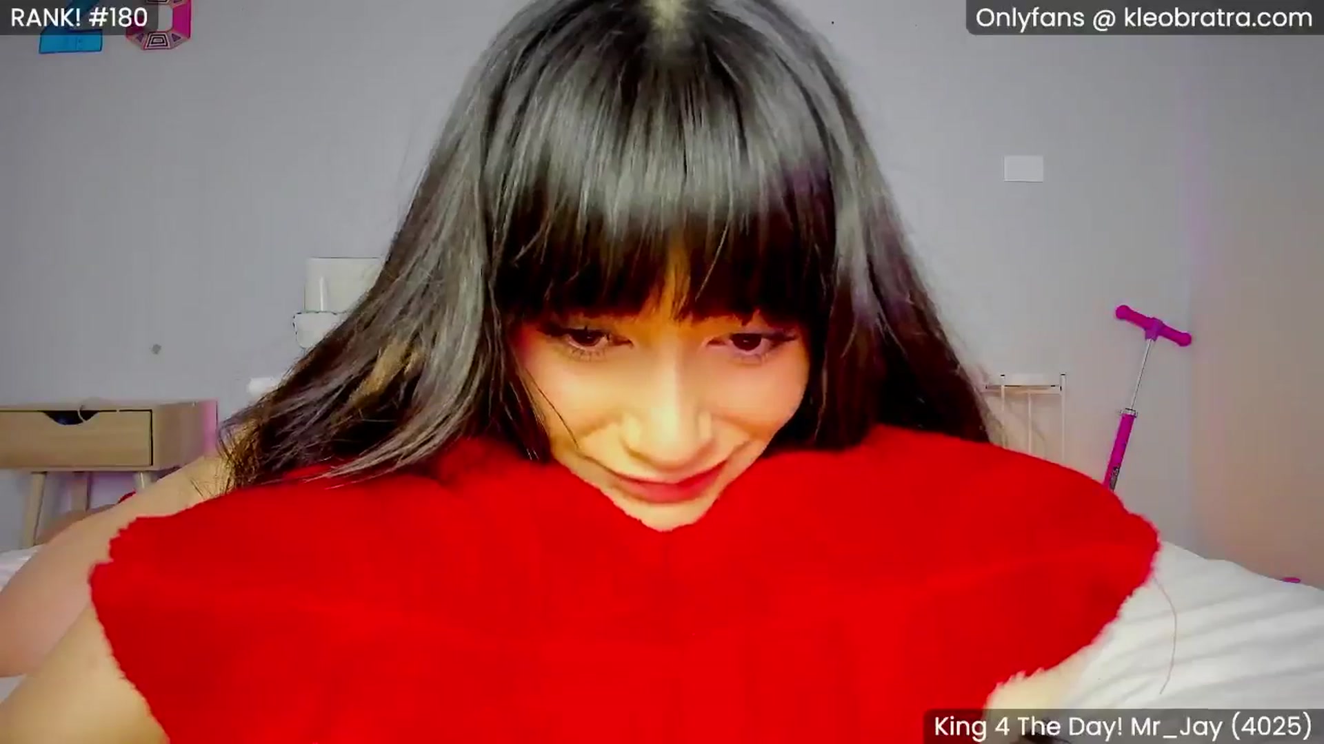 Gallery image thumbnail from KleoBratra's myfreecams stream on, 01/15/2025, 07:15 image 14 of 20