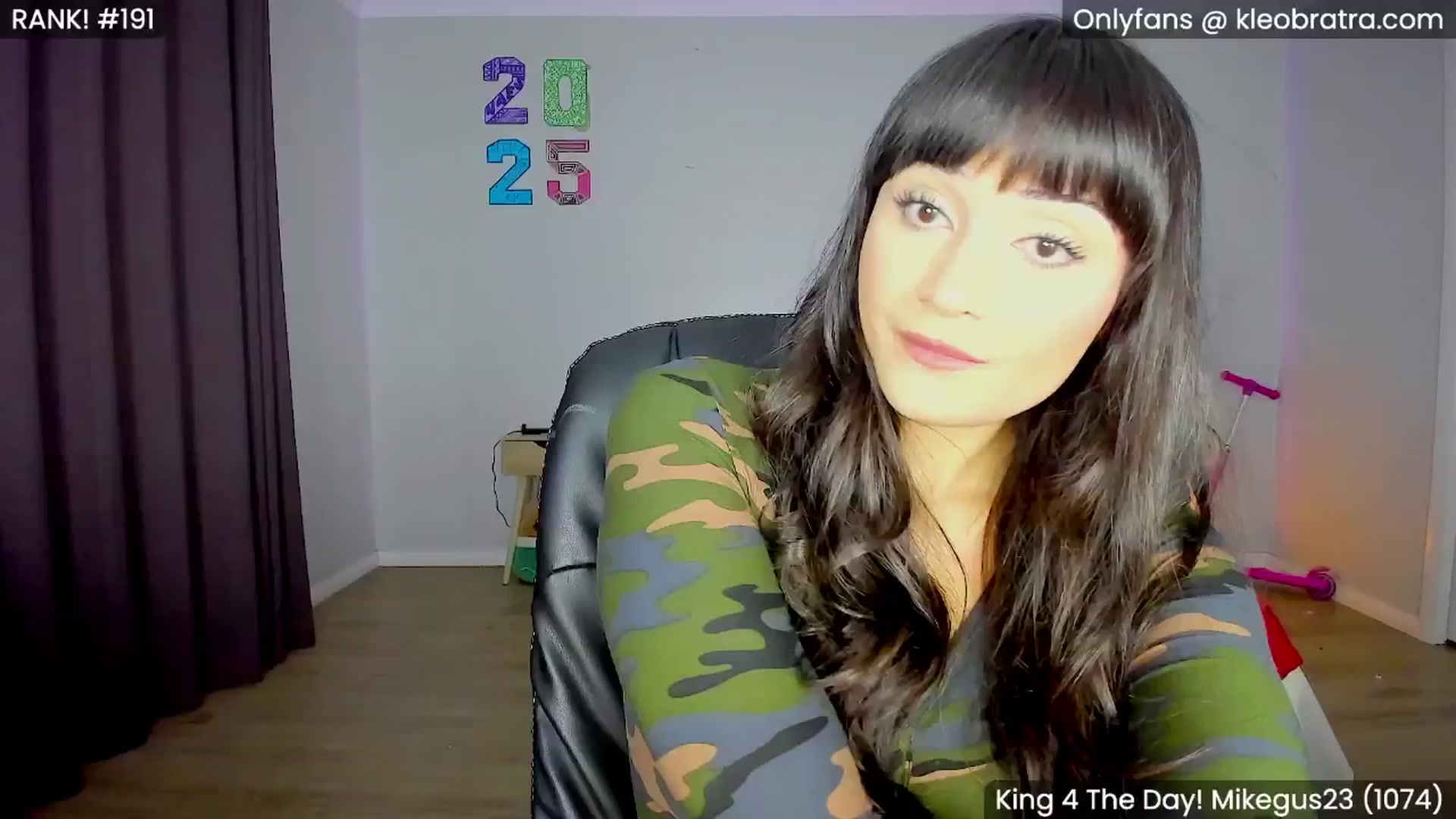 Gallery image thumbnail from KleoBratra's myfreecams stream on, 01/15/2025, 07:15 image 1 of 20