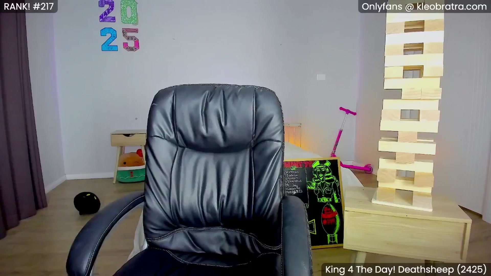 Gallery image thumbnail from KleoBratra's myfreecams stream on, 01/24/2025, 13:58 image 13 of 20