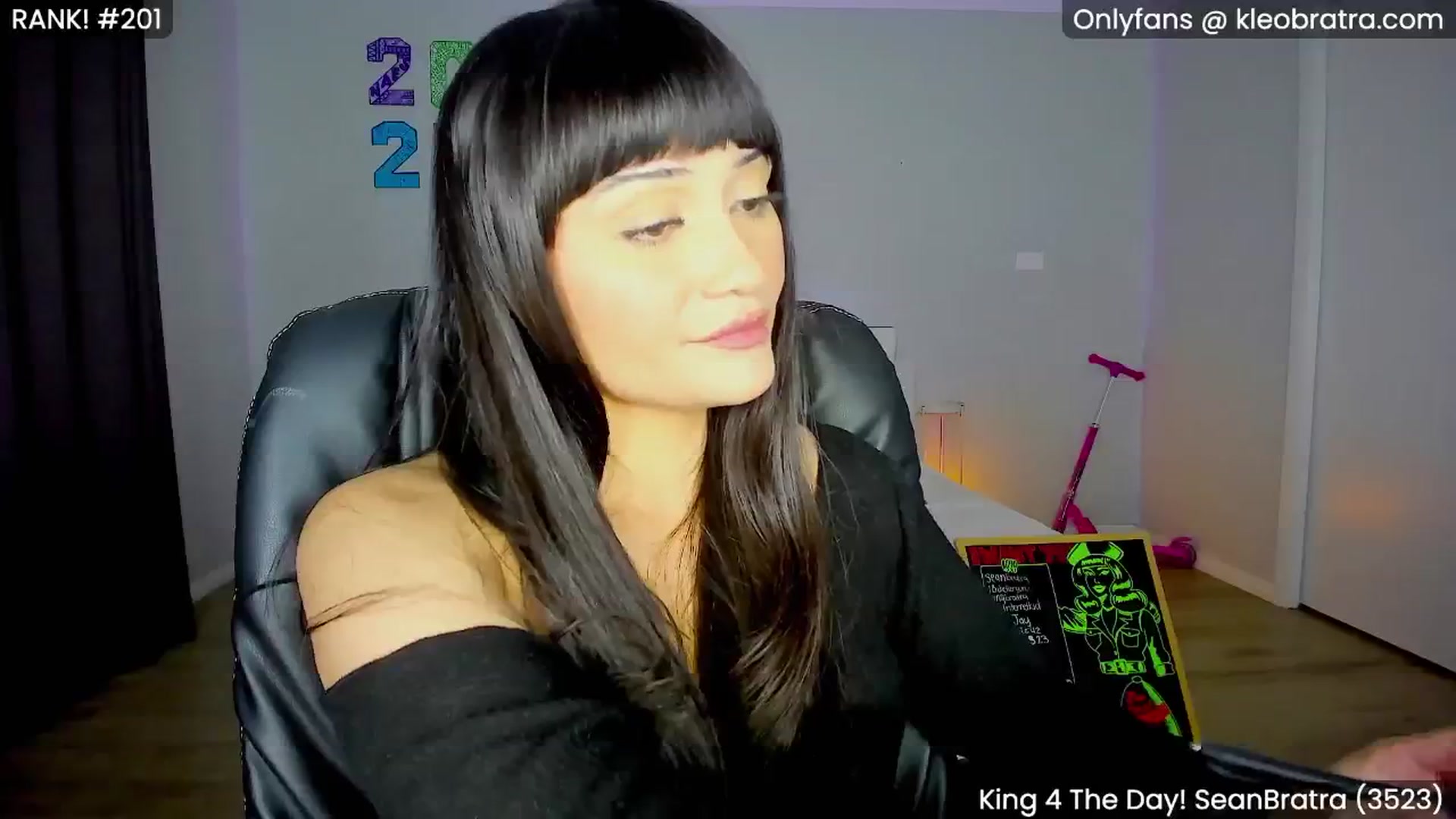 Gallery image thumbnail from KleoBratra's myfreecams stream on, 01/26/2025, 14:15 image 20 of 20