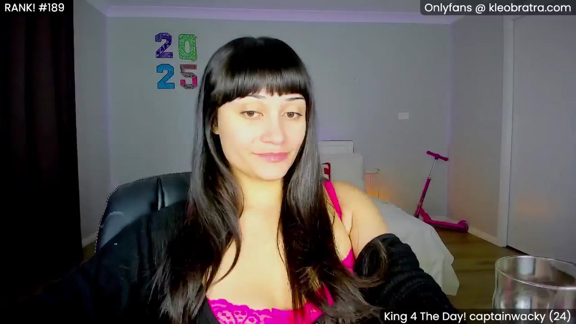 Gallery image thumbnail from KleoBratra's myfreecams stream on, 01/28/2025, 04:21 image 1 of 20
