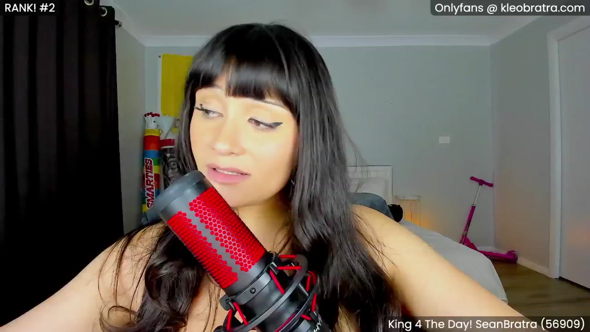 Gallery image thumbnail from KleoBratra's myfreecams stream on, 02/01/2025, 11:39 image 19 of 20