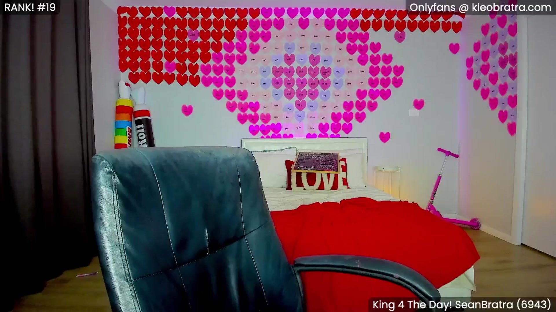 Gallery image thumbnail from KleoBratra's myfreecams stream on, 02/04/2025, 05:38 image 16 of 20