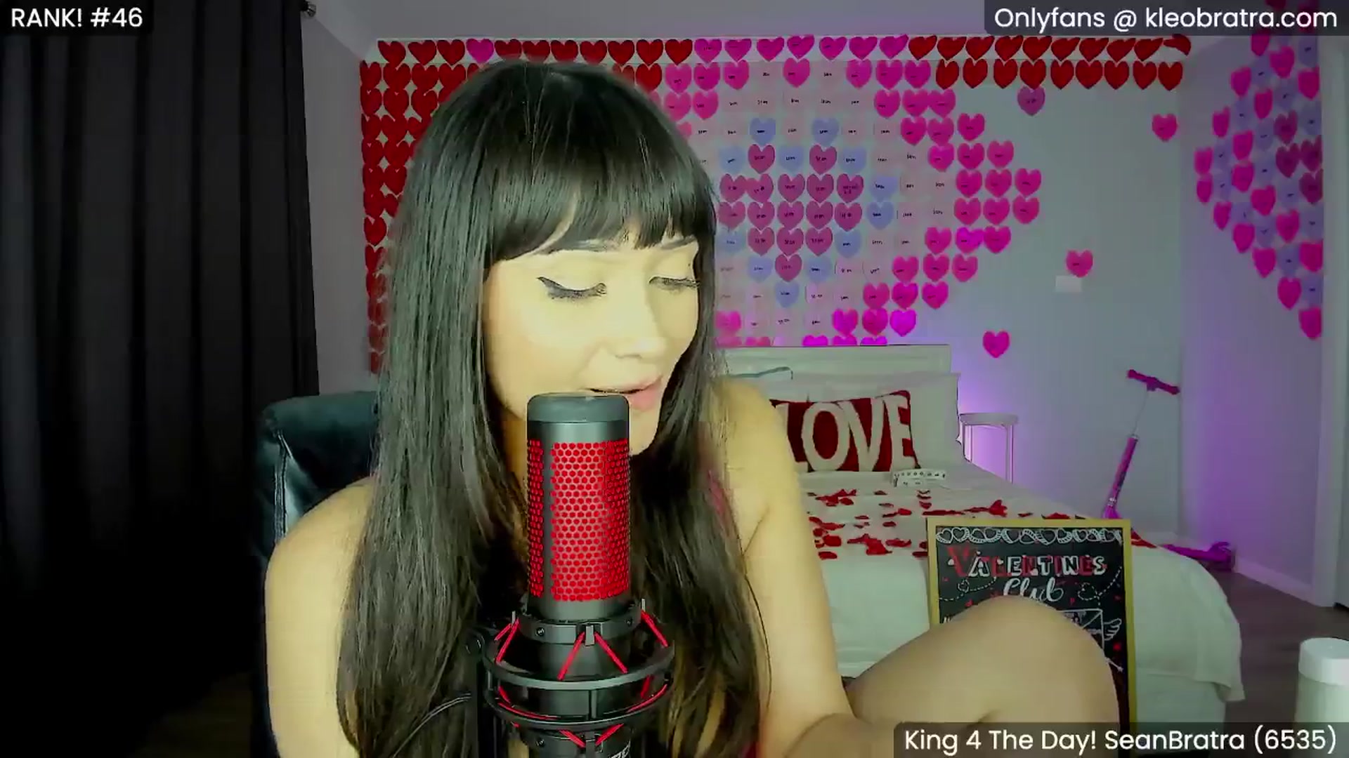 Gallery image thumbnail from KleoBratra's myfreecams stream on, 02/09/2025, 10:15 image 17 of 20