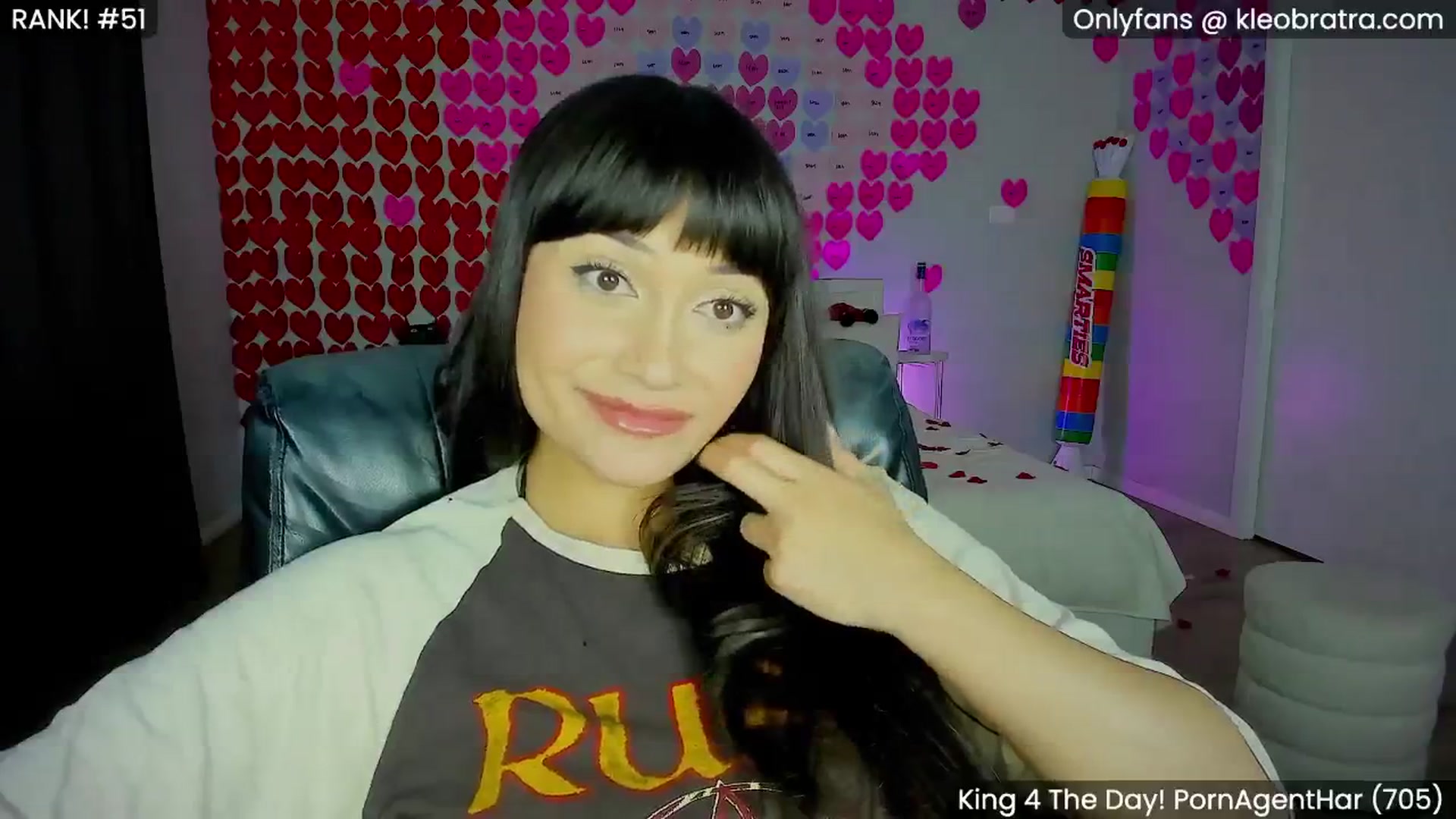 Gallery image thumbnail from KleoBratra's myfreecams stream on, 02/15/2025, 13:15 image 15 of 20