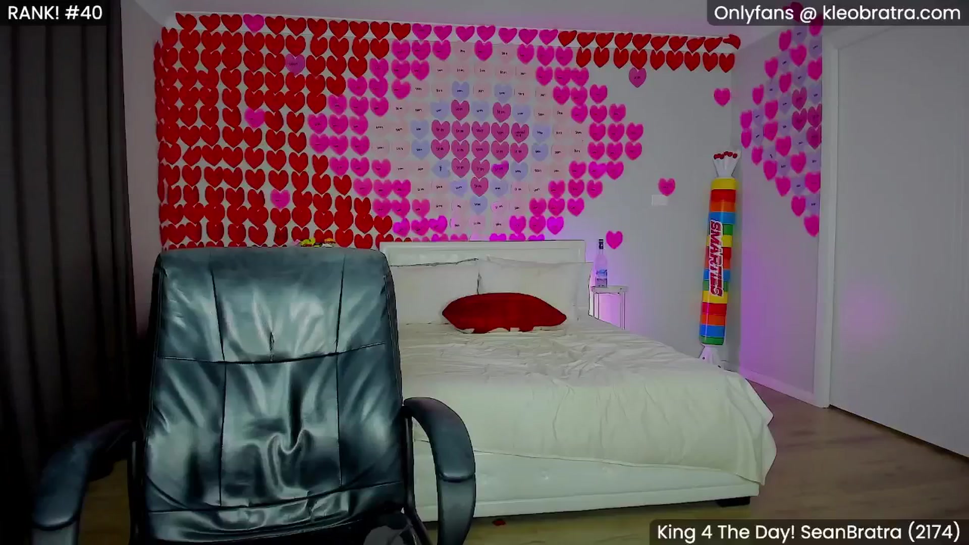 Gallery image thumbnail from KleoBratra's myfreecams stream on, 02/17/2025, 10:49 image 13 of 20