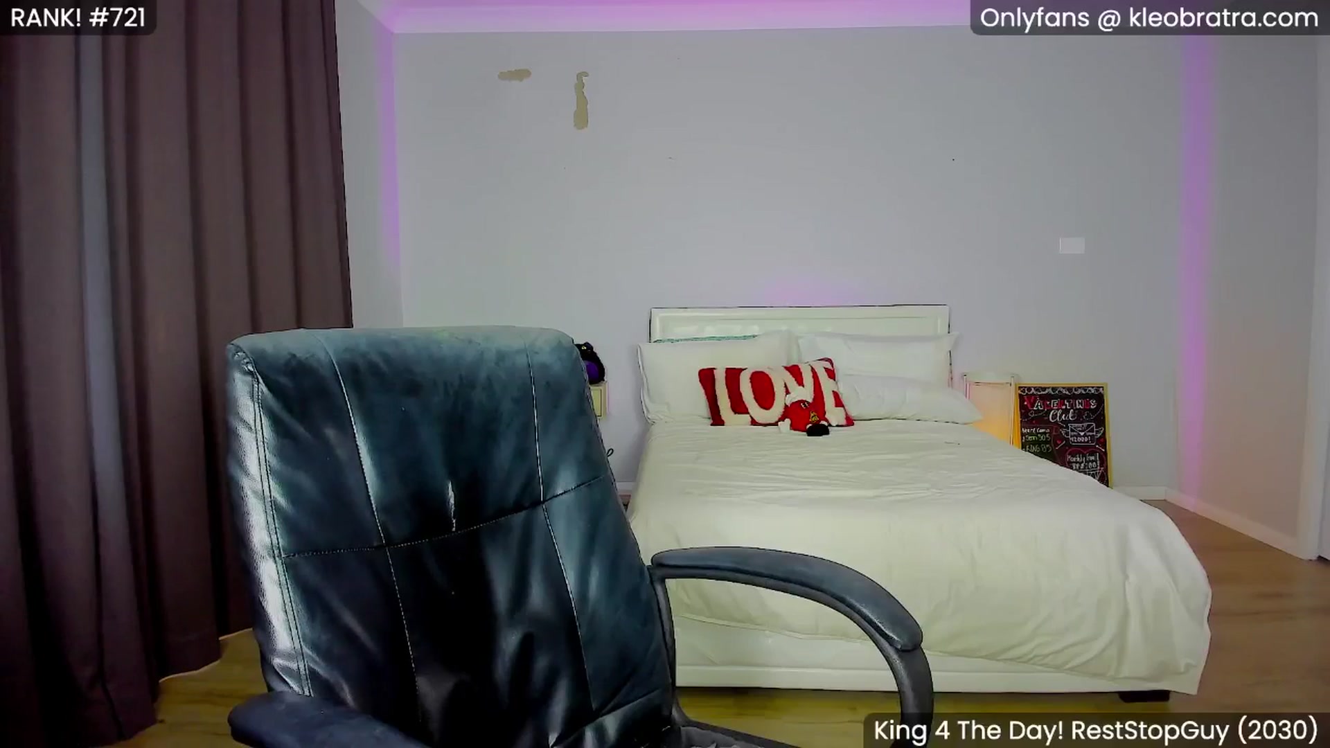 Gallery image thumbnail from KleoBratra's myfreecams stream on, 03/02/2025, 05:17 image 6 of 20