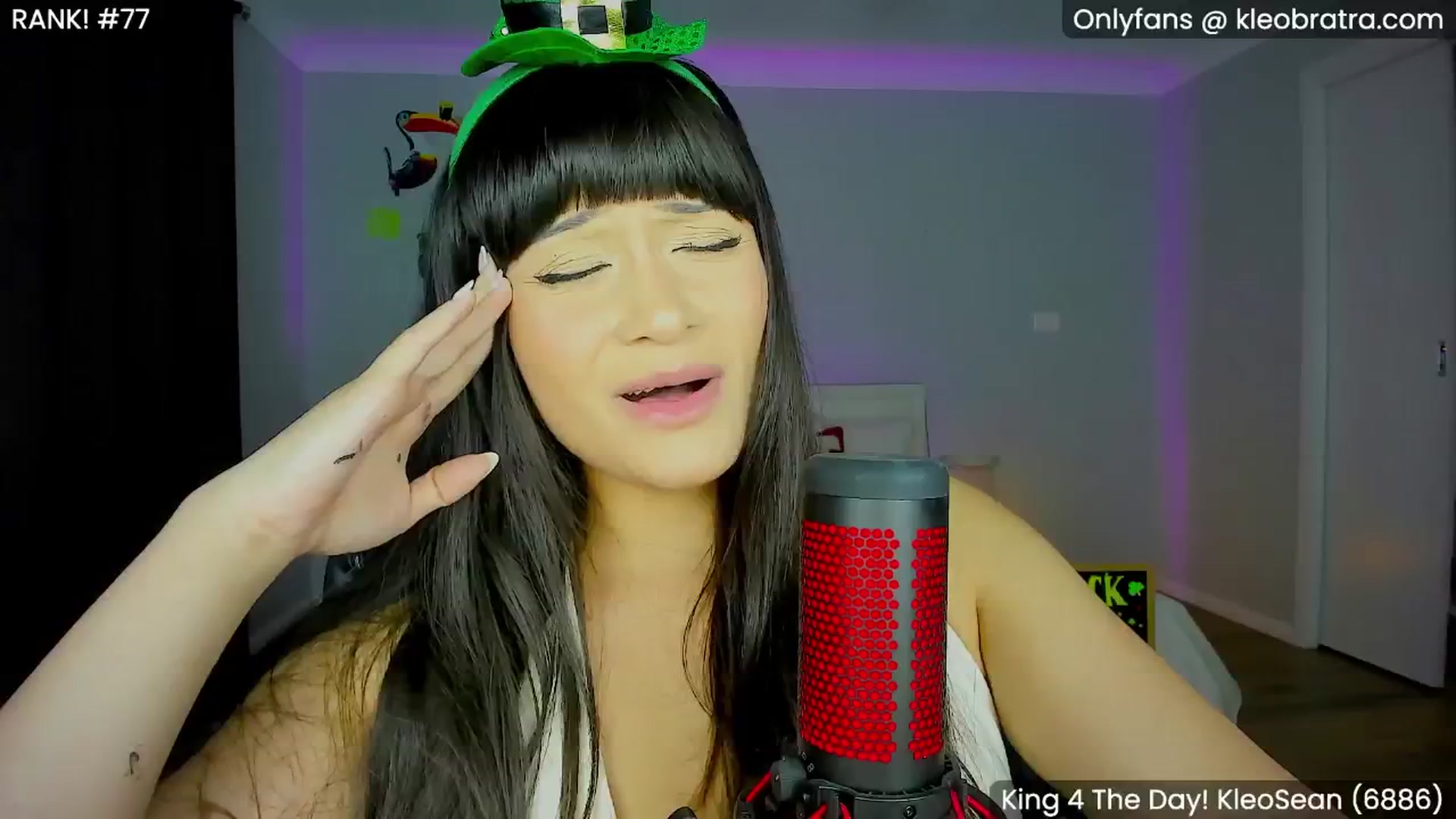 Gallery image thumbnail from KleoBratra's myfreecams stream on, 03/04/2025, 08:03 image 12 of 20