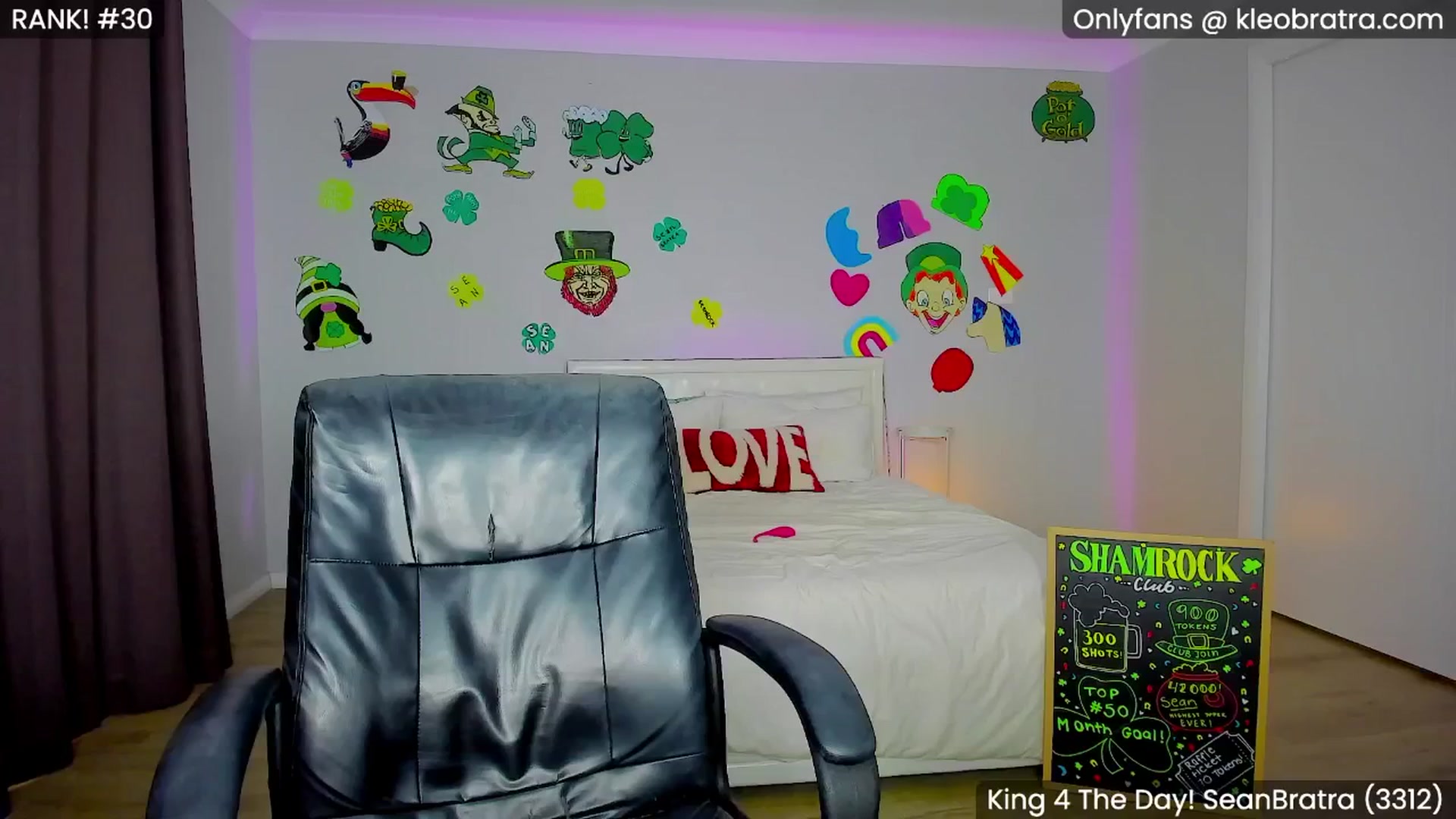 Gallery image thumbnail from KleoBratra's myfreecams stream on, 03/06/2025, 08:05 image 6 of 20