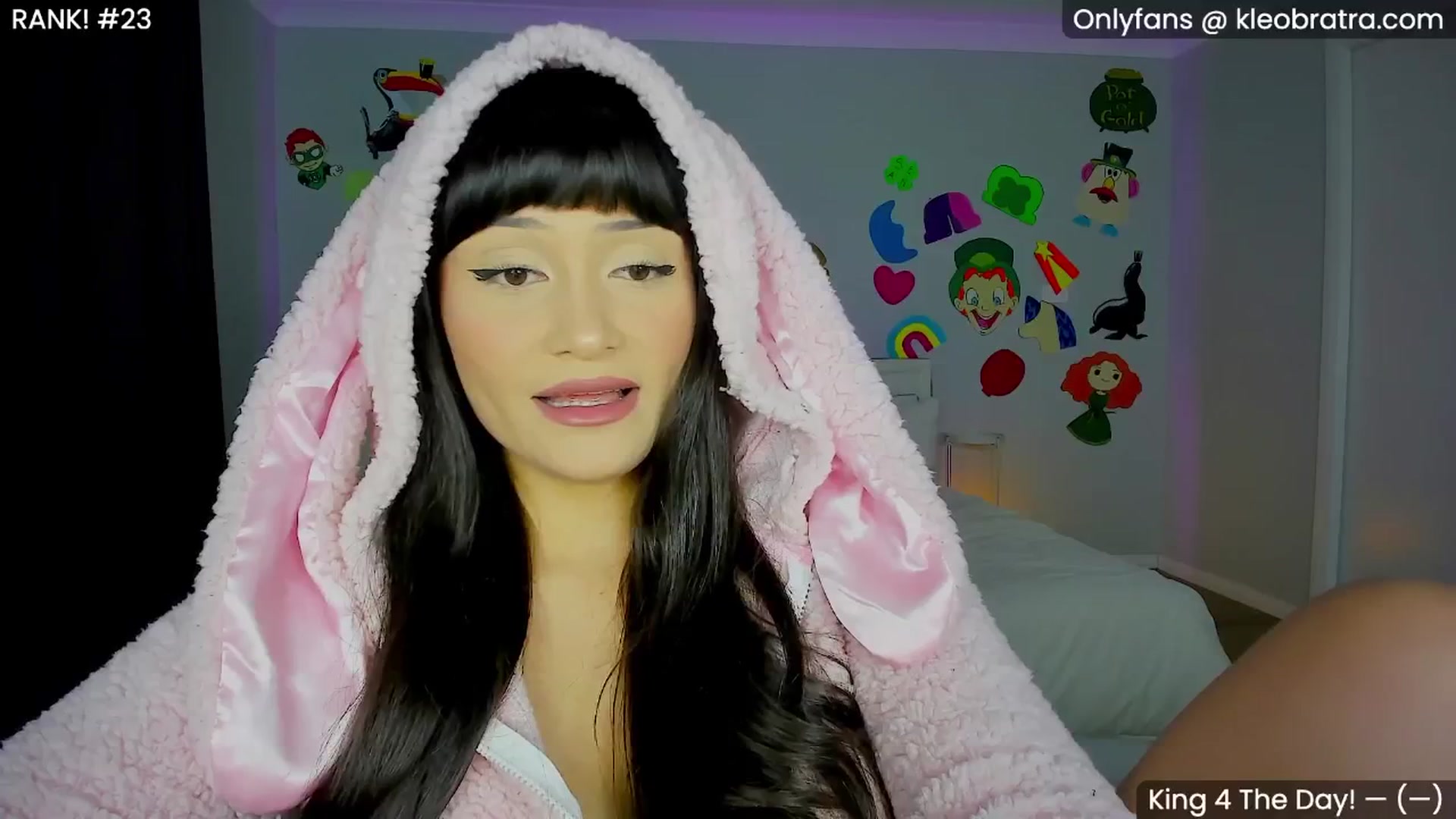 Gallery image thumbnail from KleoBratra's myfreecams stream on, 03/10/2025, 03:37 image 7 of 20