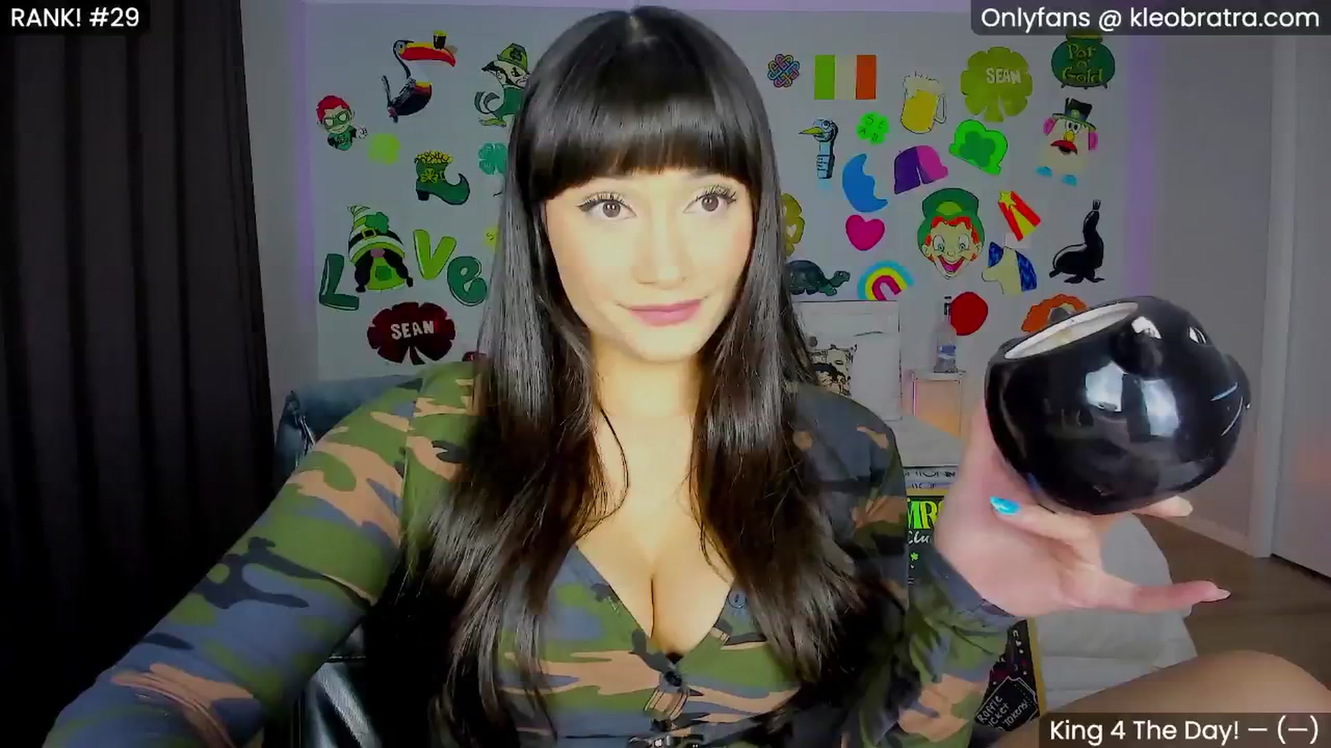 Gallery image thumbnail from KleoBratra's myfreecams stream on, 03/12/2025, 05:54 image 5 of 20