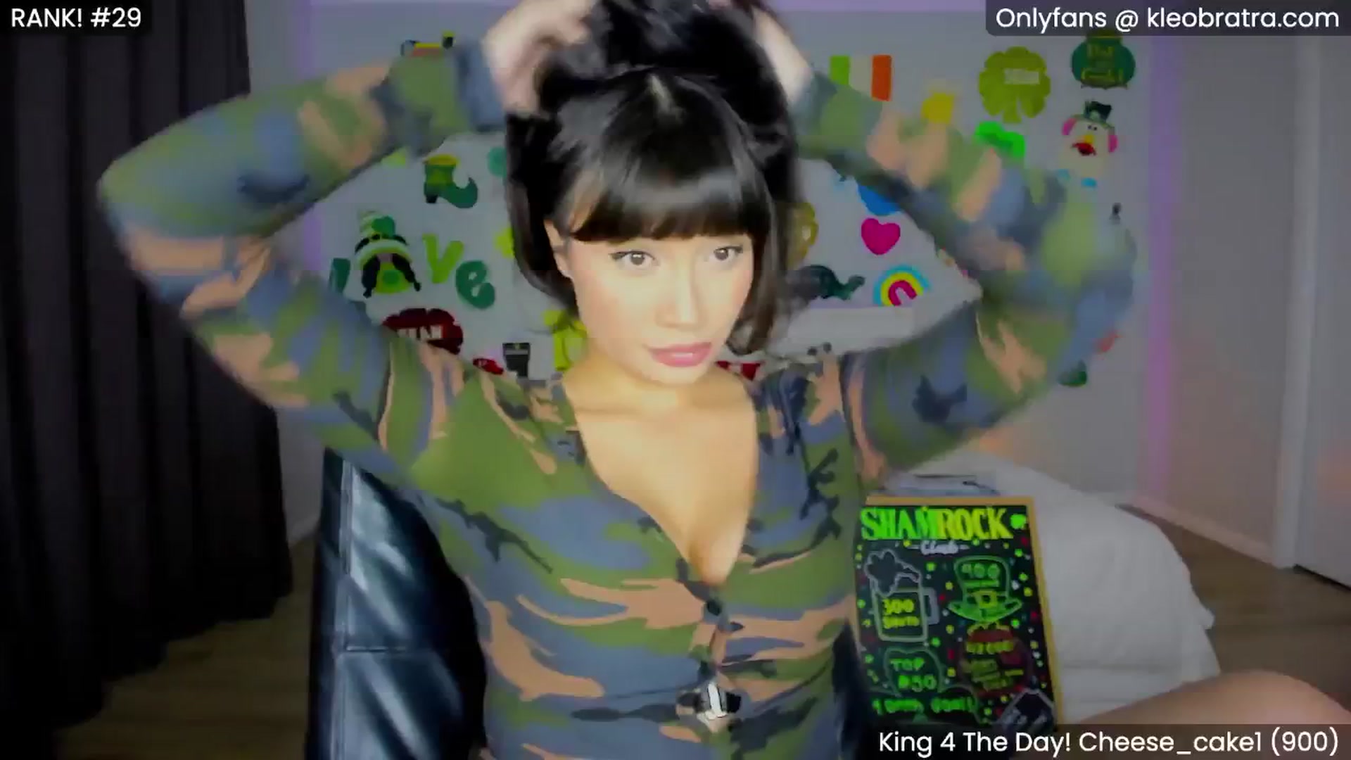 Gallery image thumbnail from KleoBratra's myfreecams stream on, 03/12/2025, 05:54 image 16 of 20