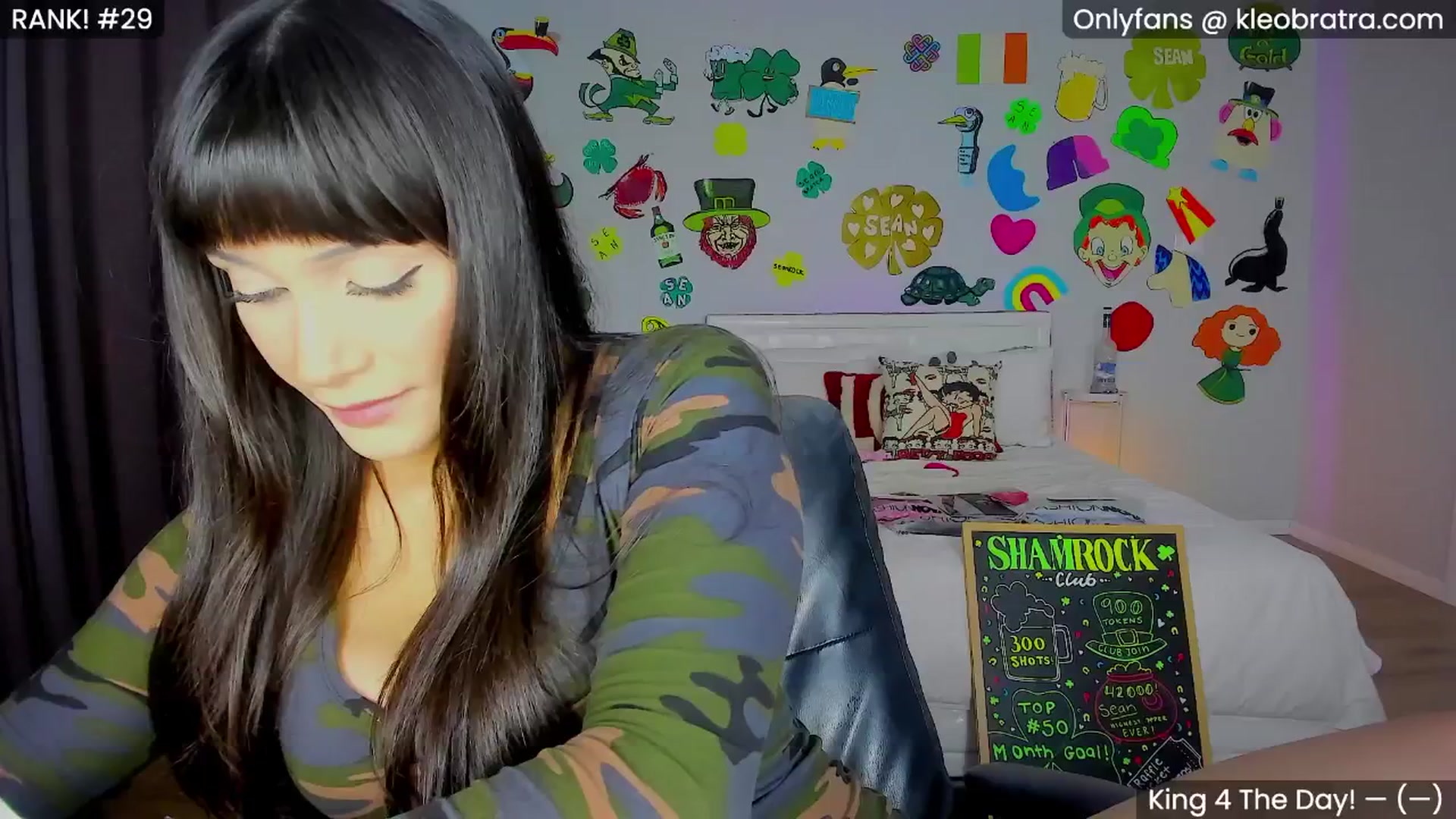Gallery image thumbnail from KleoBratra's myfreecams stream on, 03/12/2025, 05:54 image 1 of 20