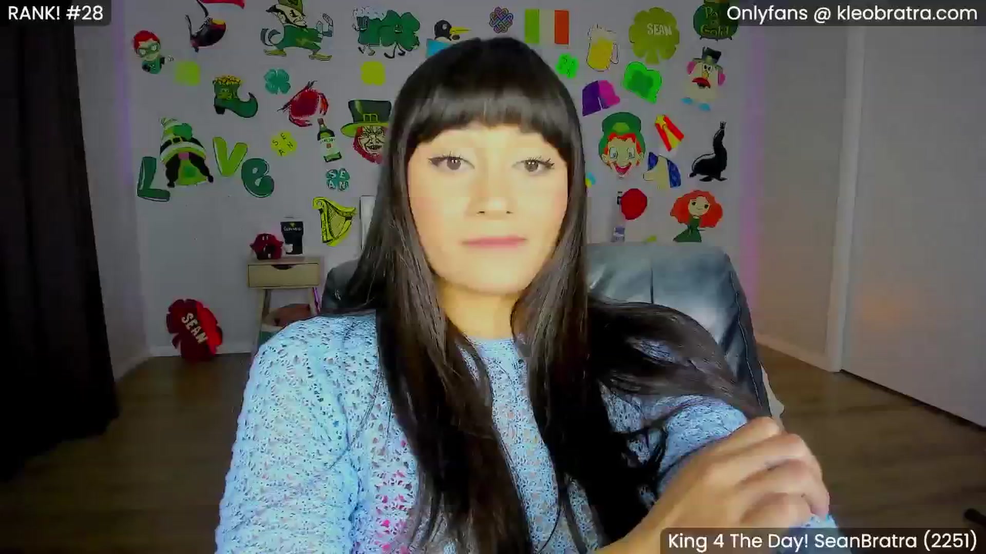 Gallery image thumbnail from KleoBratra's myfreecams stream on, 03/12/2025, 12:07 image 13 of 20