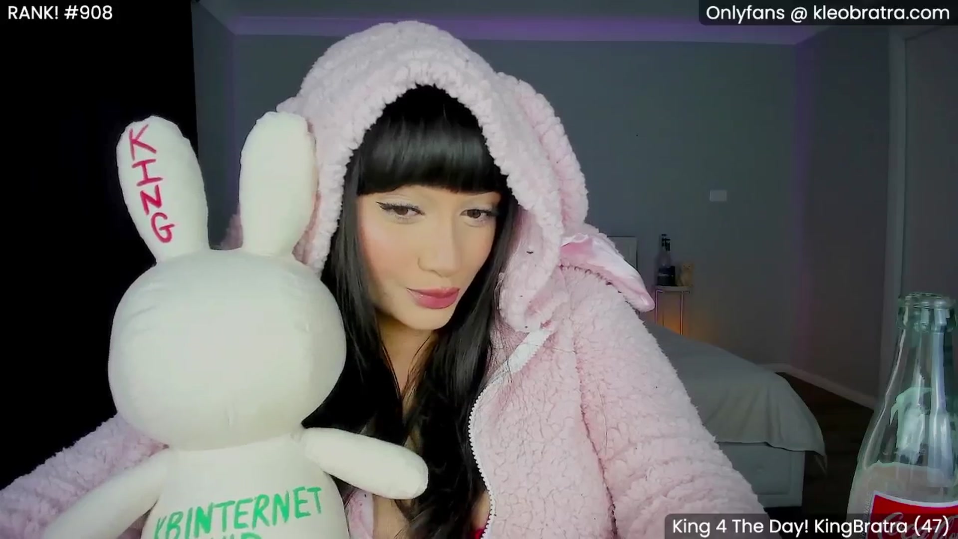 Gallery image thumbnail from KleoBratra's myfreecams stream on, 04/03/2025, 06:30 image 19 of 20