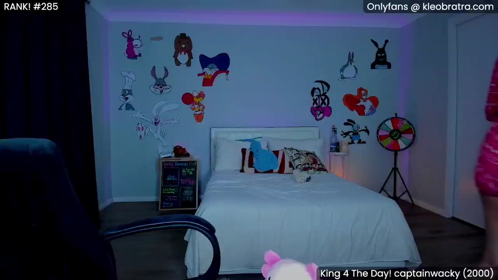 Gallery image thumbnail from KleoBratra's myfreecams stream on, 04/15/2025, 11:54 image 15 of 20