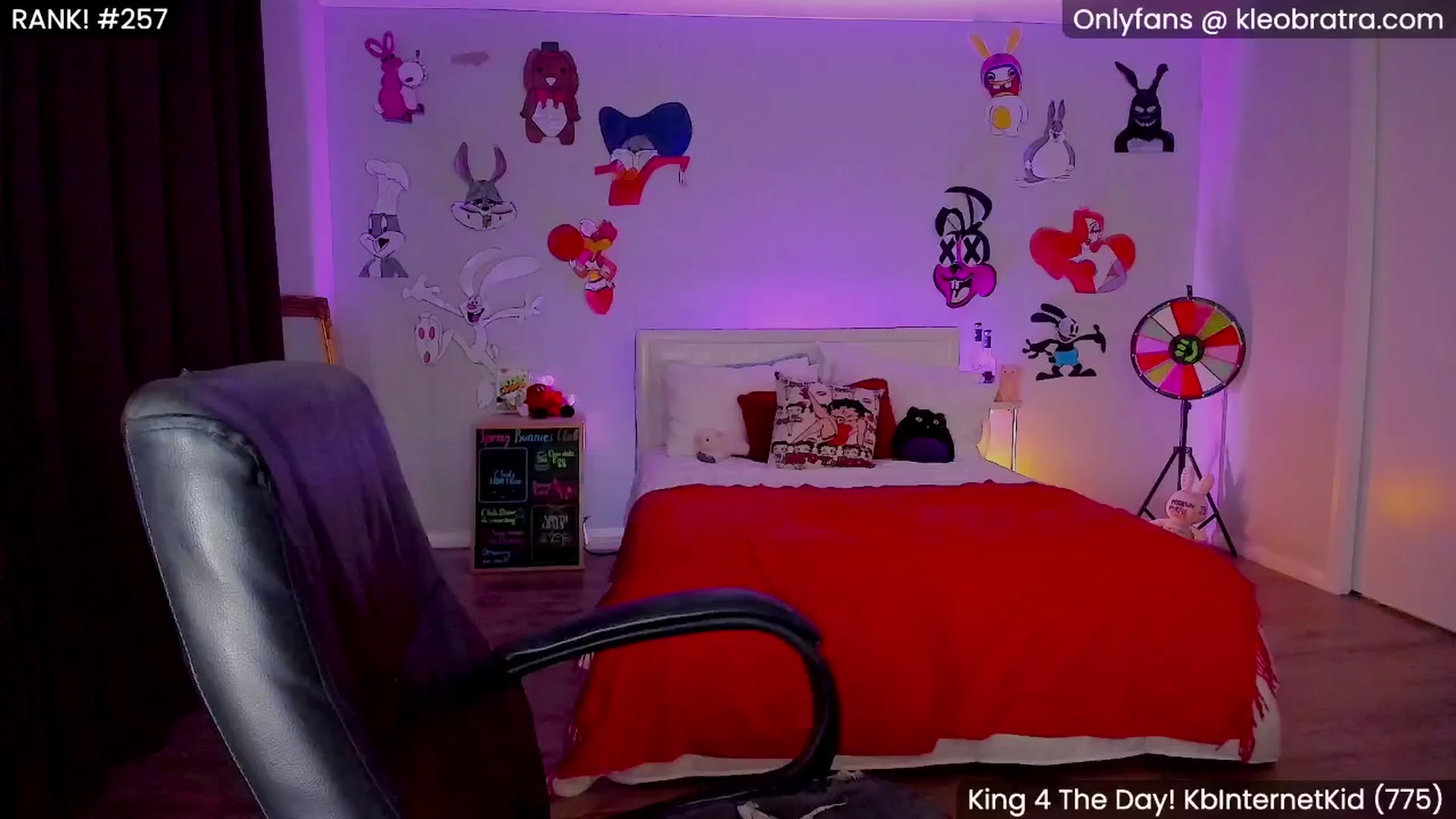 Gallery image thumbnail from KleoBratra's myfreecams stream on, 04/18/2025, 14:02 image 7 of 20