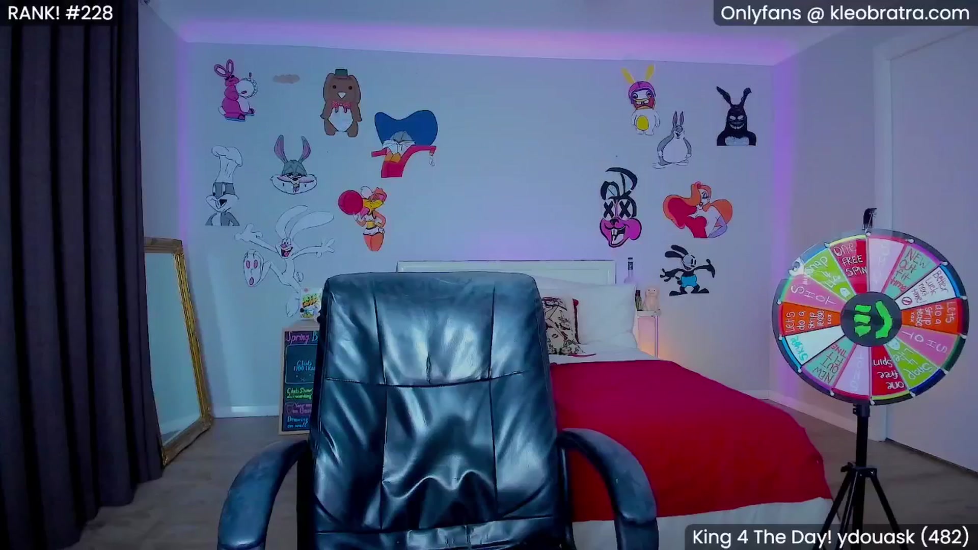 Gallery image thumbnail from KleoBratra's myfreecams stream on, 04/21/2025, 10:04 image 14 of 20