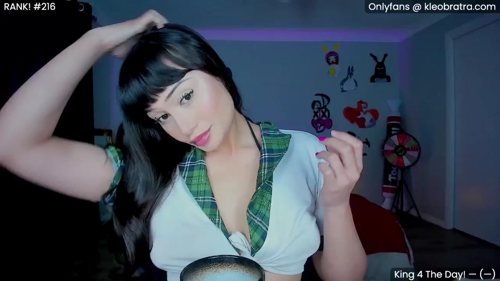 Gallery image thumbnail from KleoBratra's myfreecams stream on, 04/24/2025, 06:25 image 10 of 20