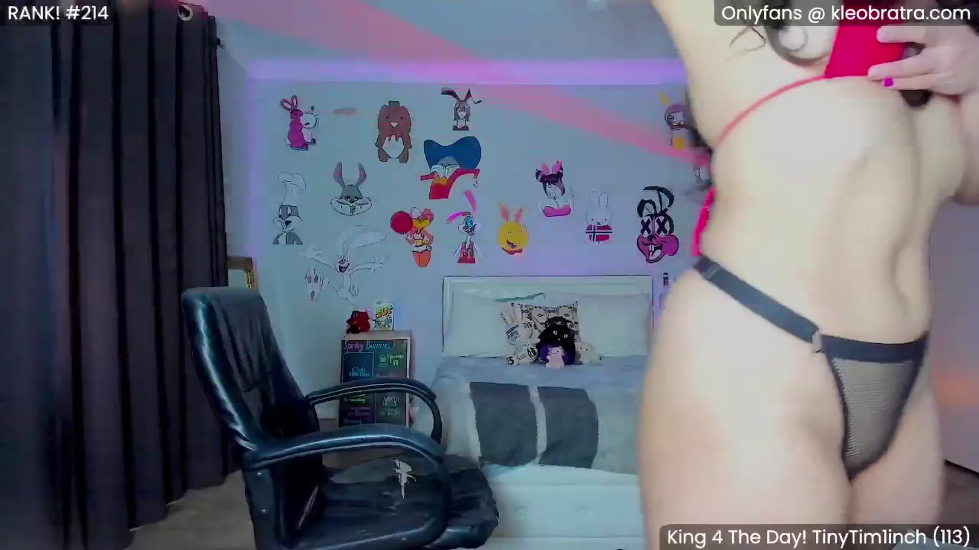 Gallery image thumbnail from KleoBratra's myfreecams stream on, 04/29/2025, 23:18 image 18 of 20