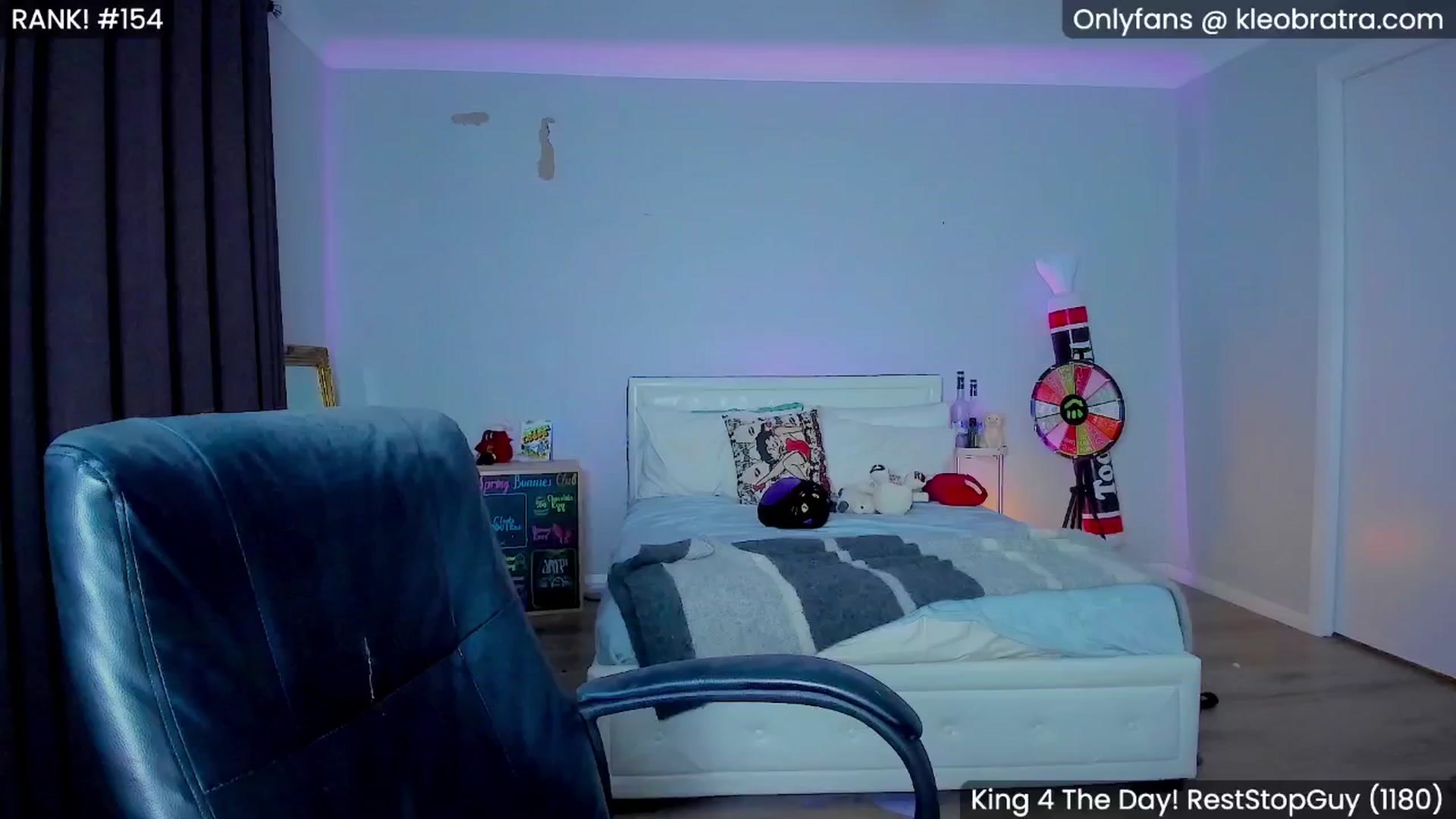 Gallery image thumbnail from KleoBratra's myfreecams stream on, 05/03/2025, 08:40 image 1 of 20