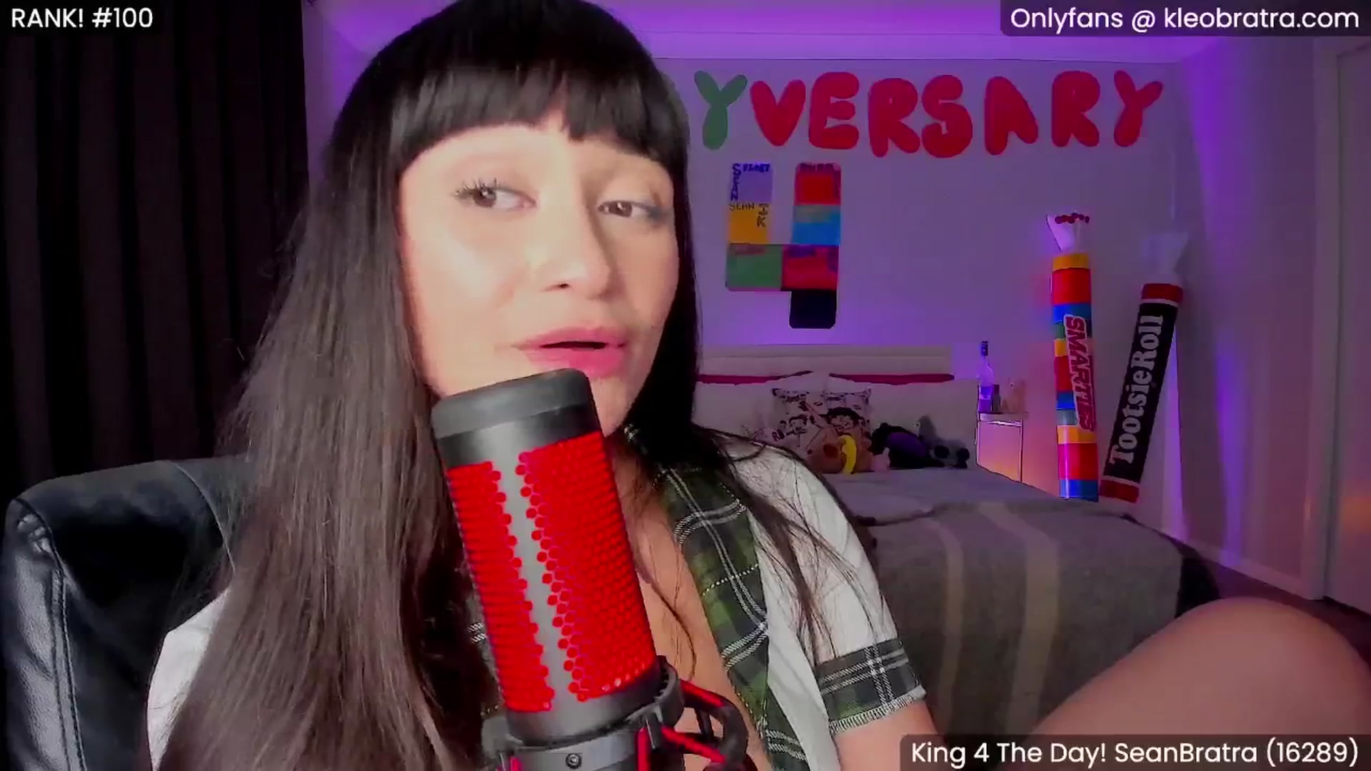 Gallery image thumbnail from KleoBratra's myfreecams stream on, 05/12/2025, 10:20 image 14 of 20