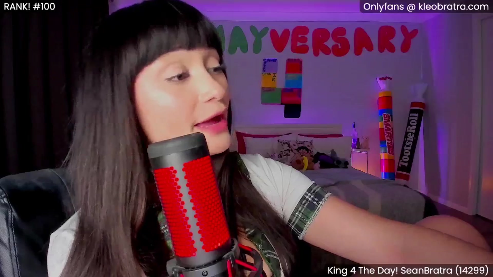Gallery image thumbnail from KleoBratra's myfreecams stream on, 05/12/2025, 10:20 image 13 of 20