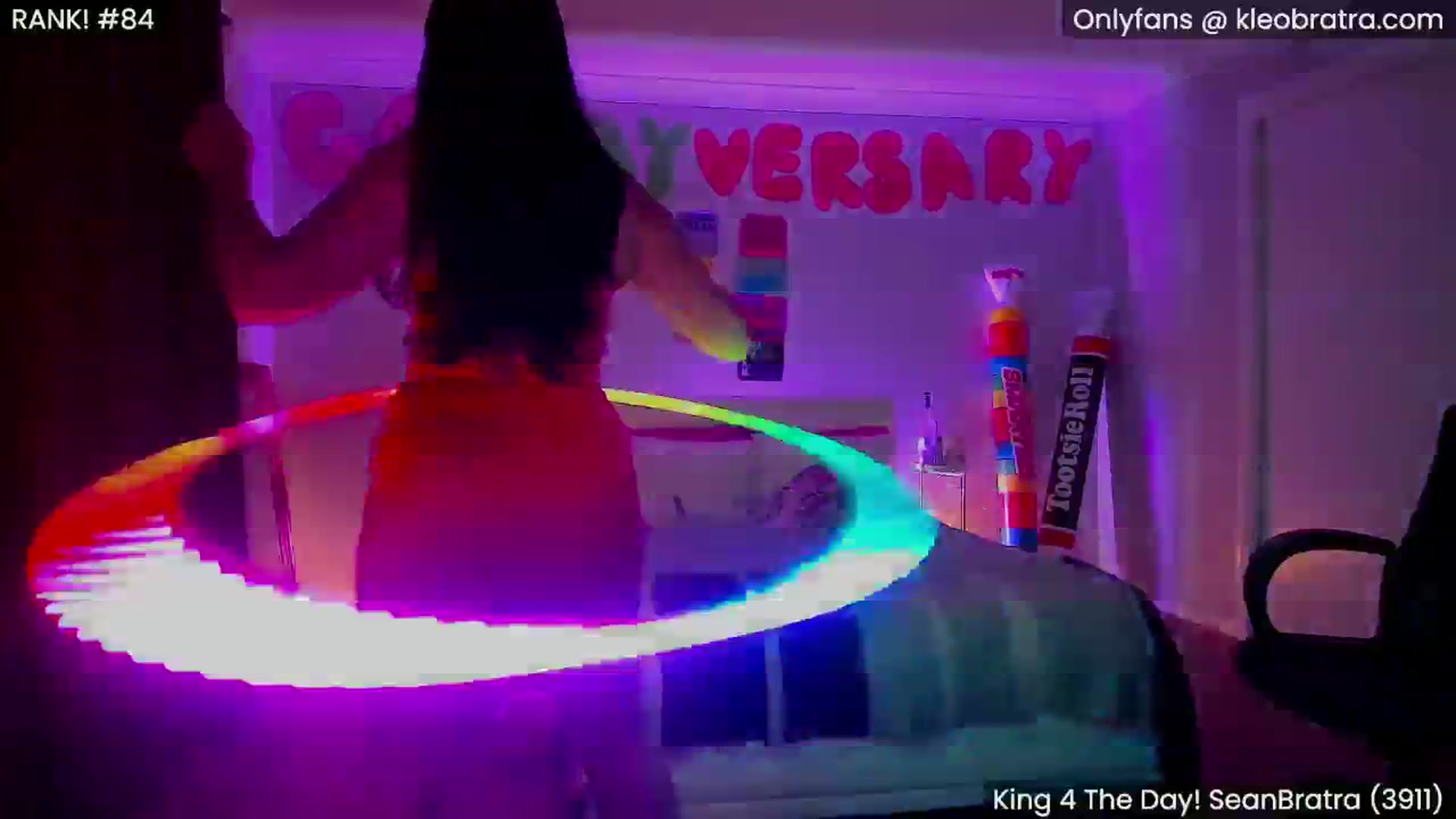 Gallery image thumbnail from KleoBratra's myfreecams stream on, 05/16/2025, 06:57 image 16 of 20