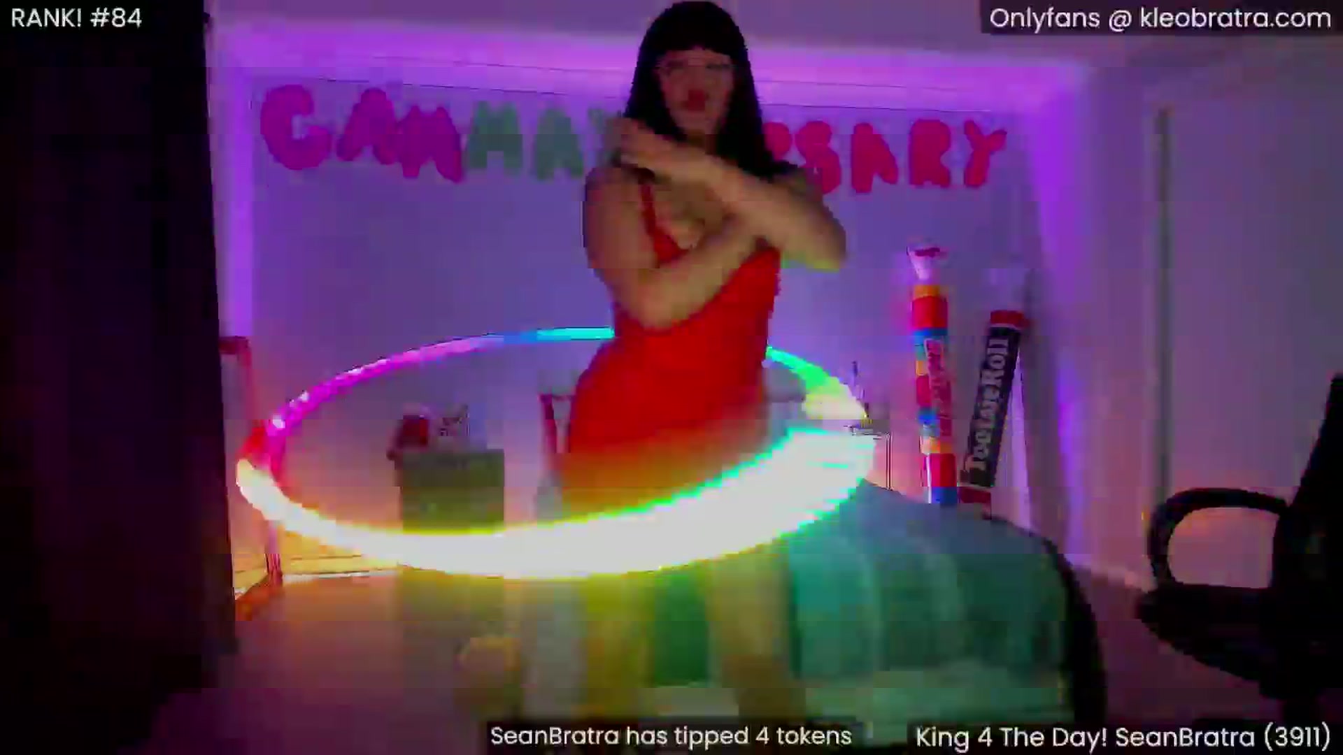 Gallery image thumbnail from KleoBratra's myfreecams stream on, 05/16/2025, 06:57 image 15 of 20