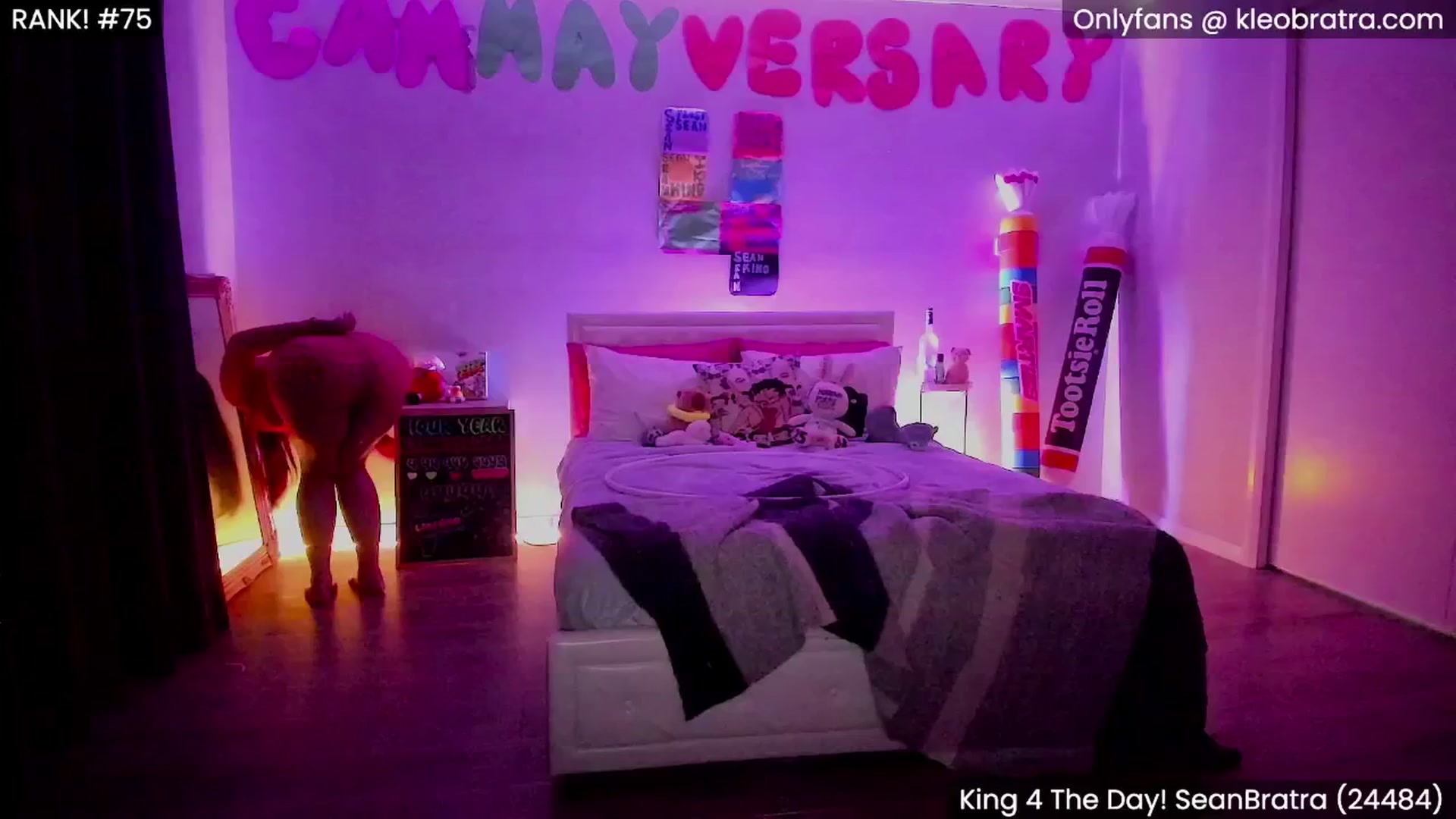 Gallery image thumbnail from KleoBratra's myfreecams stream on, 05/17/2025, 12:49 image 14 of 20
