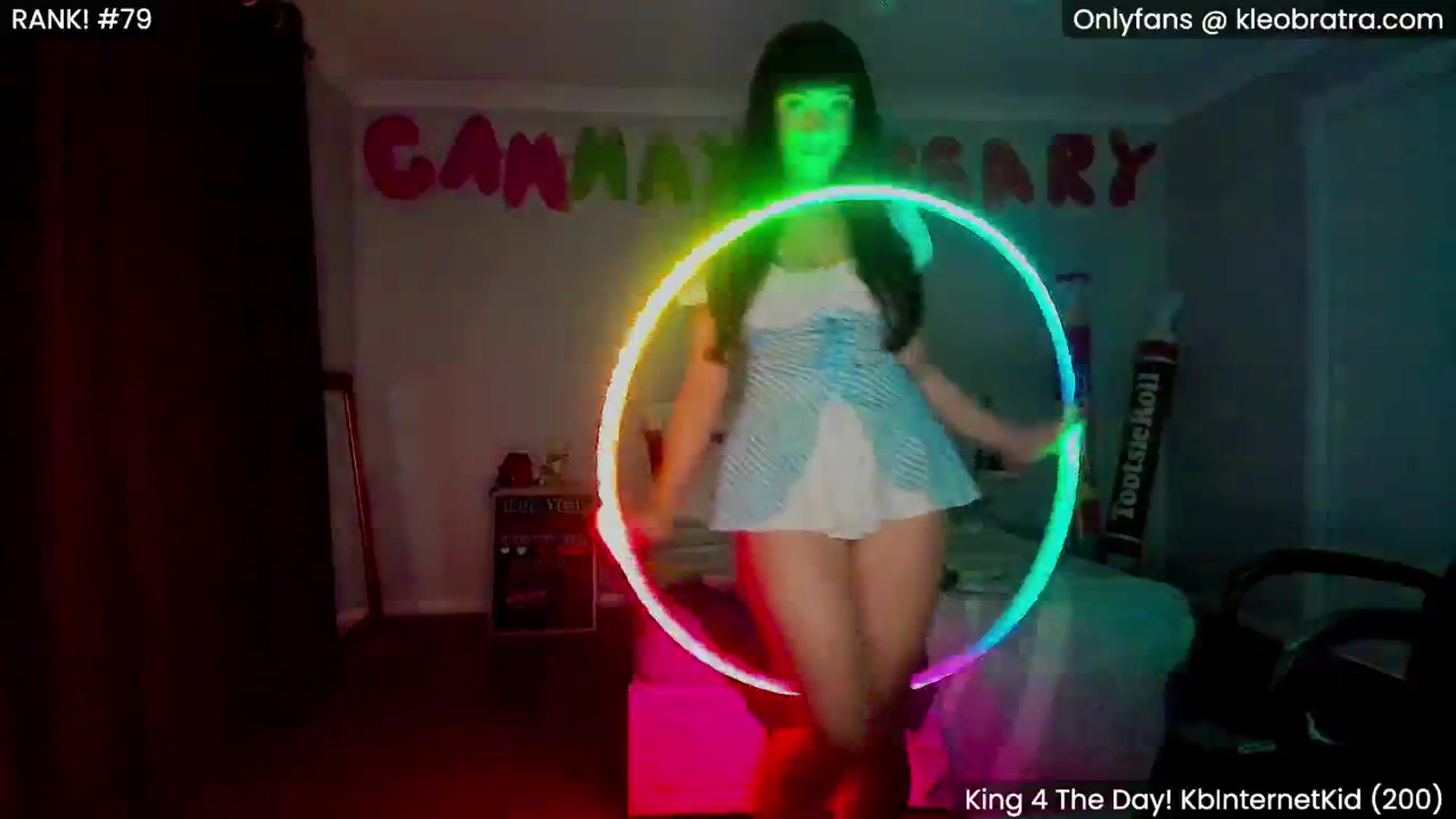 Gallery image thumbnail from KleoBratra's myfreecams stream on, 05/18/2025, 08:09 image 11 of 20
