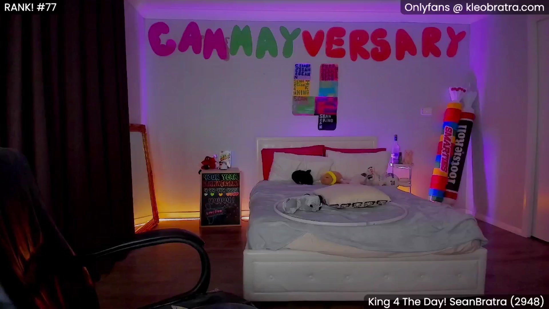 Gallery image thumbnail from KleoBratra's myfreecams stream on, 05/26/2025, 08:35 image 12 of 20